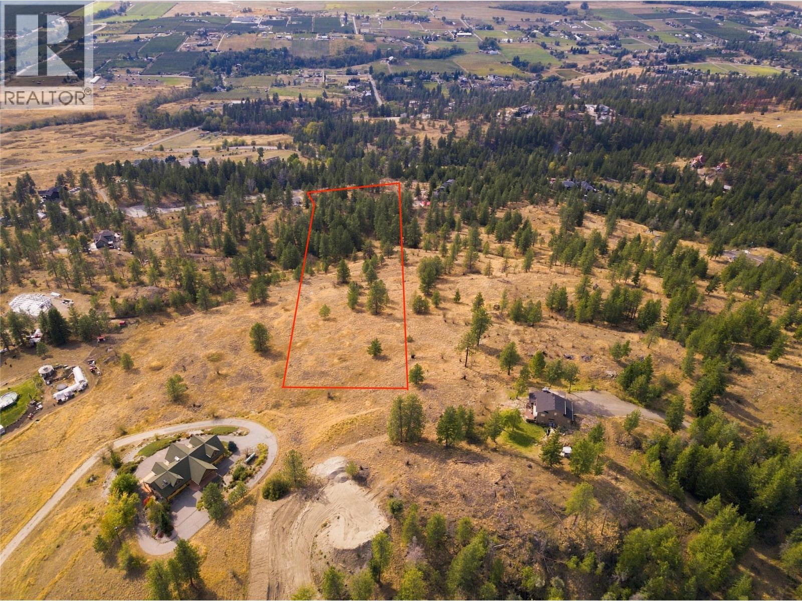 5601 Twin Creek Place Property Photo 3