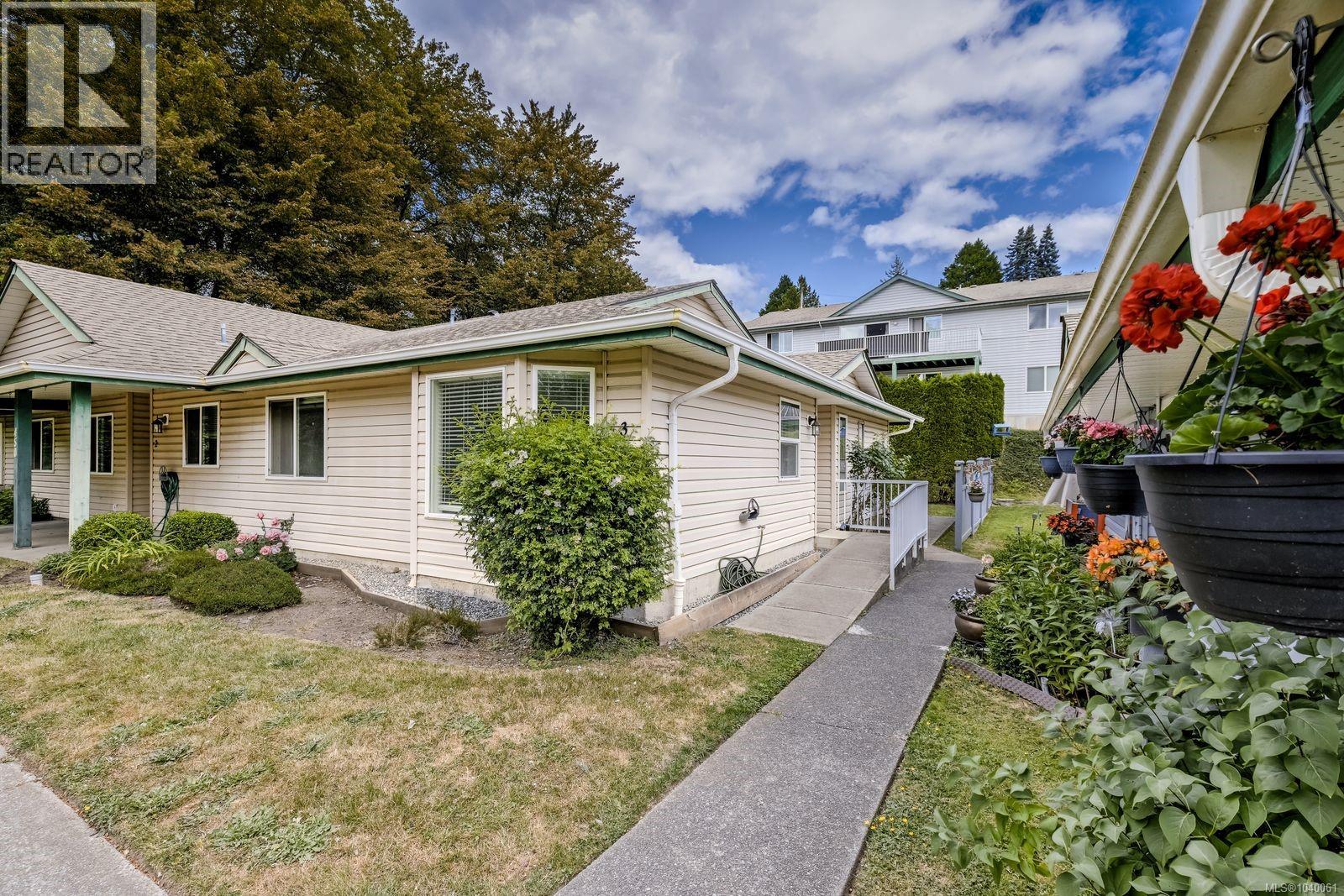 3 450 Gail Pl