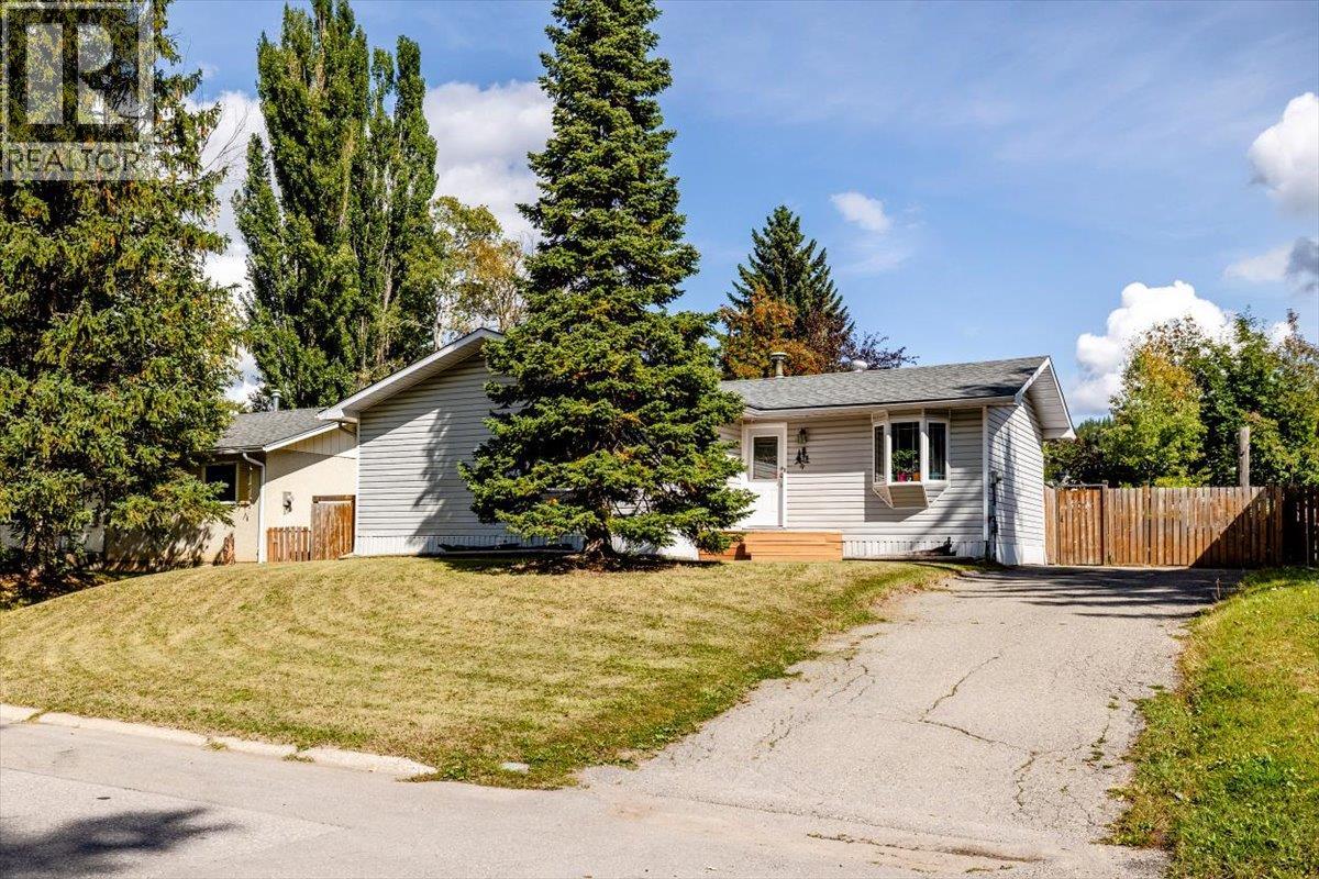 4 Ridgemont Avenue Property Photo 1