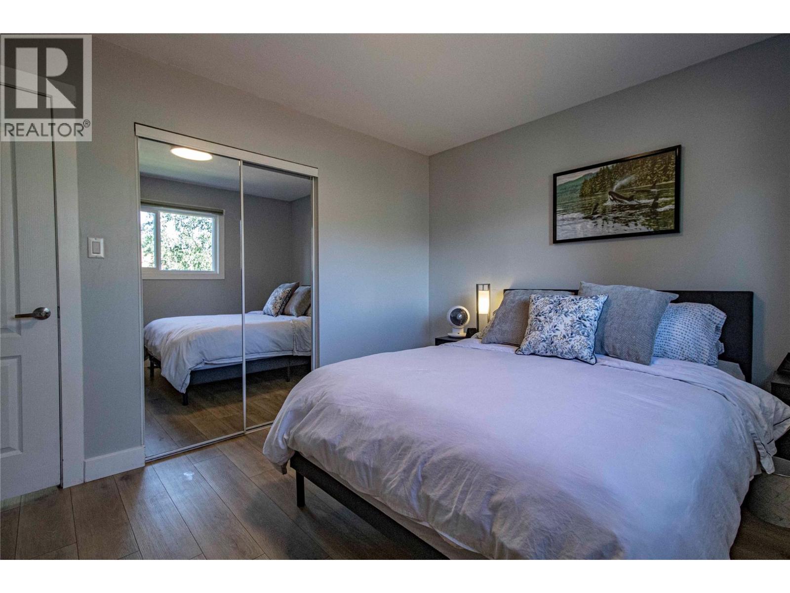 1605 Carmi Avenue Property Photo 13