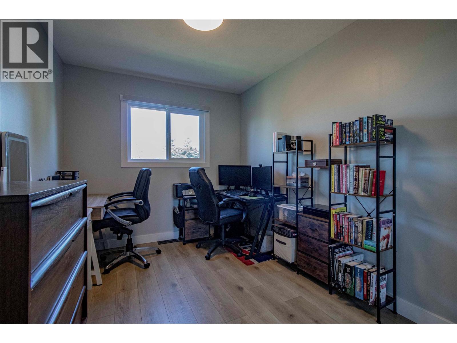 1605 Carmi Avenue Property Photo 16