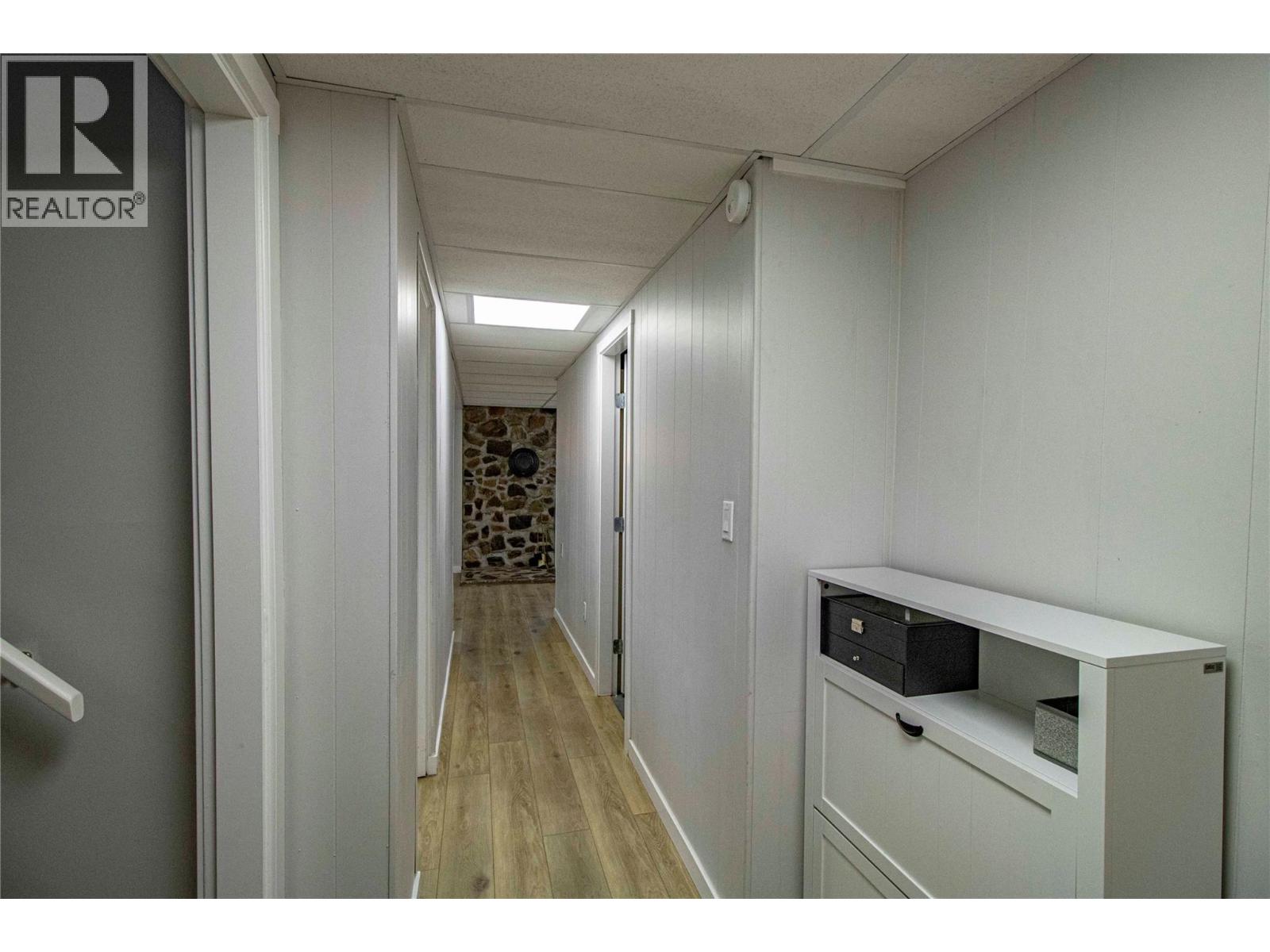 1605 Carmi Avenue Property Photo 22