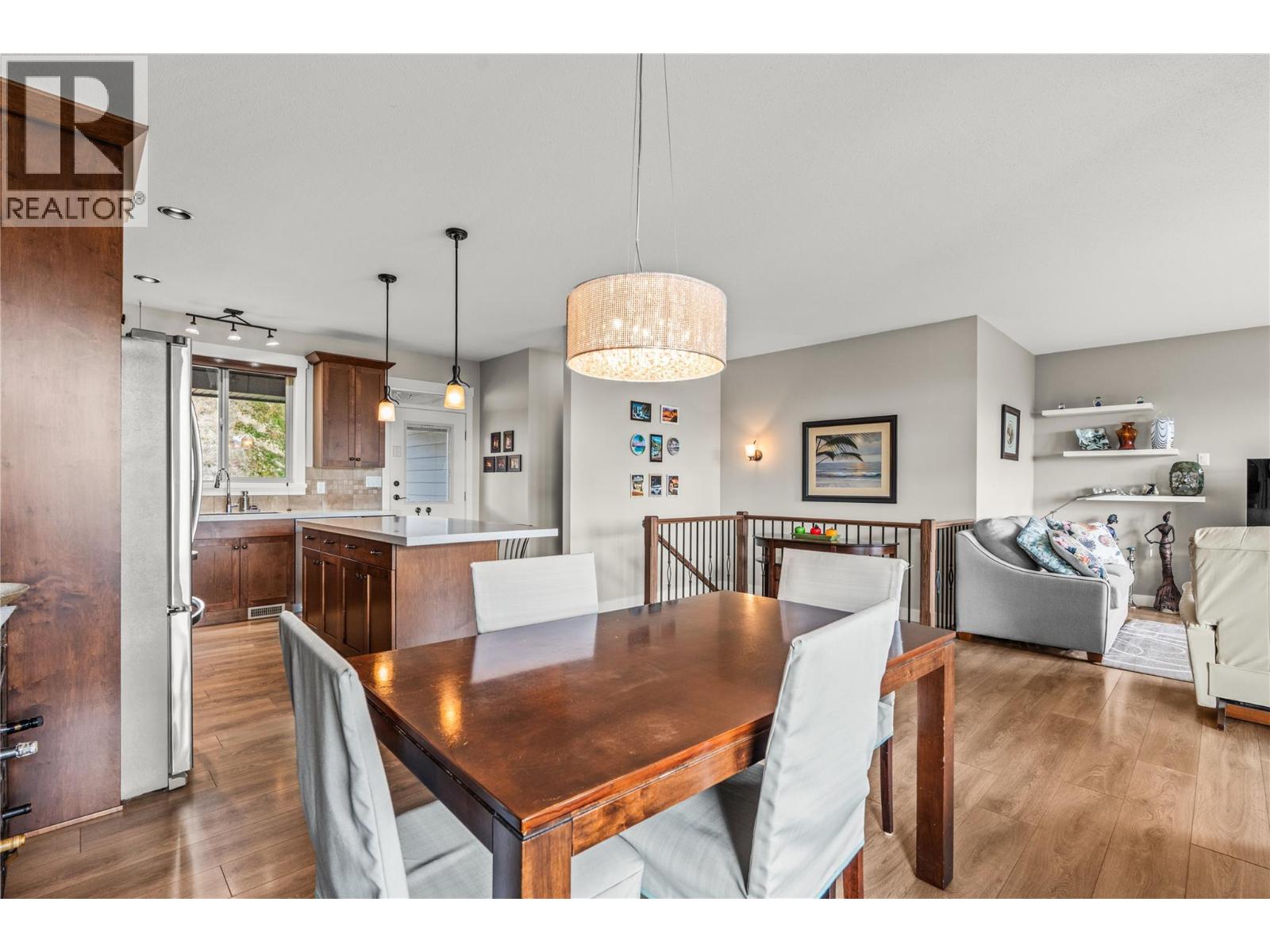 121 Blackcomb Court Property Photo 12