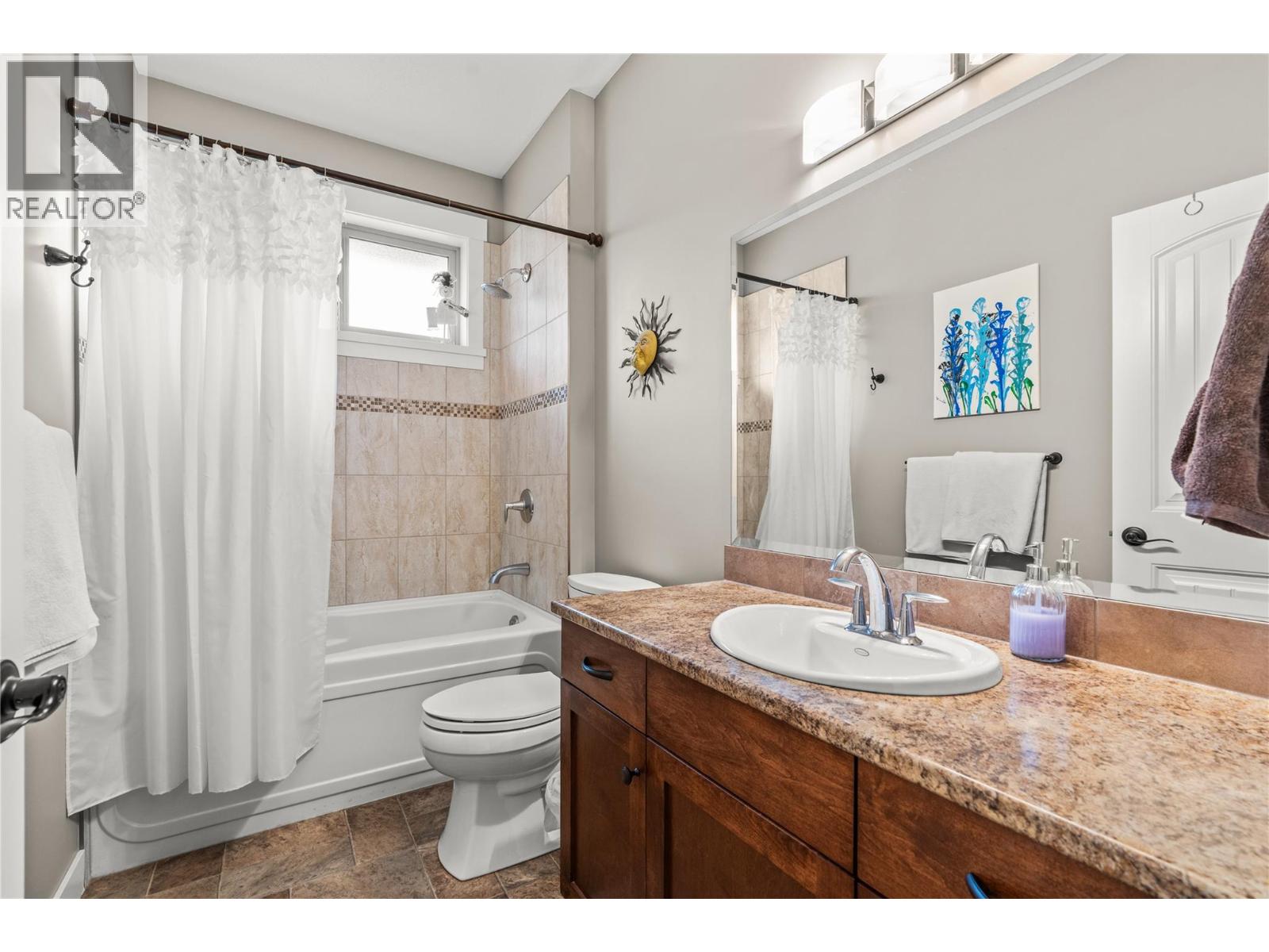 121 Blackcomb Court Property Photo 22