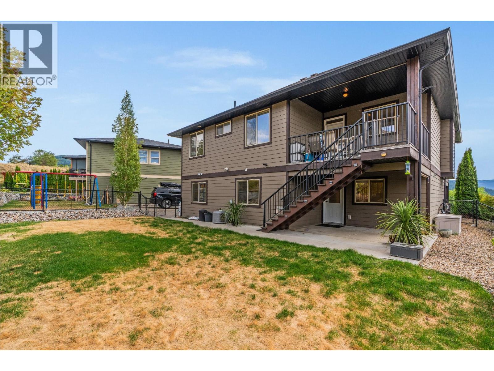 121 Blackcomb Court Property Photo 32