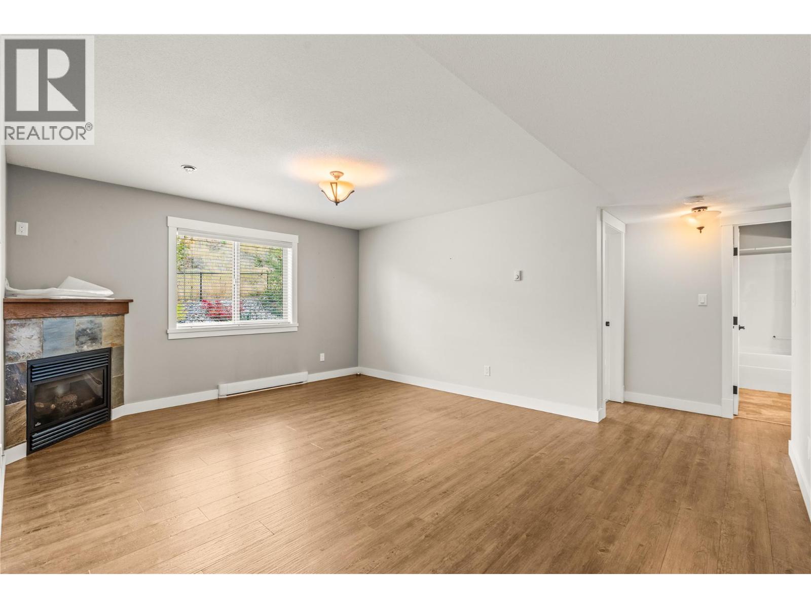 121 Blackcomb Court Property Photo 35