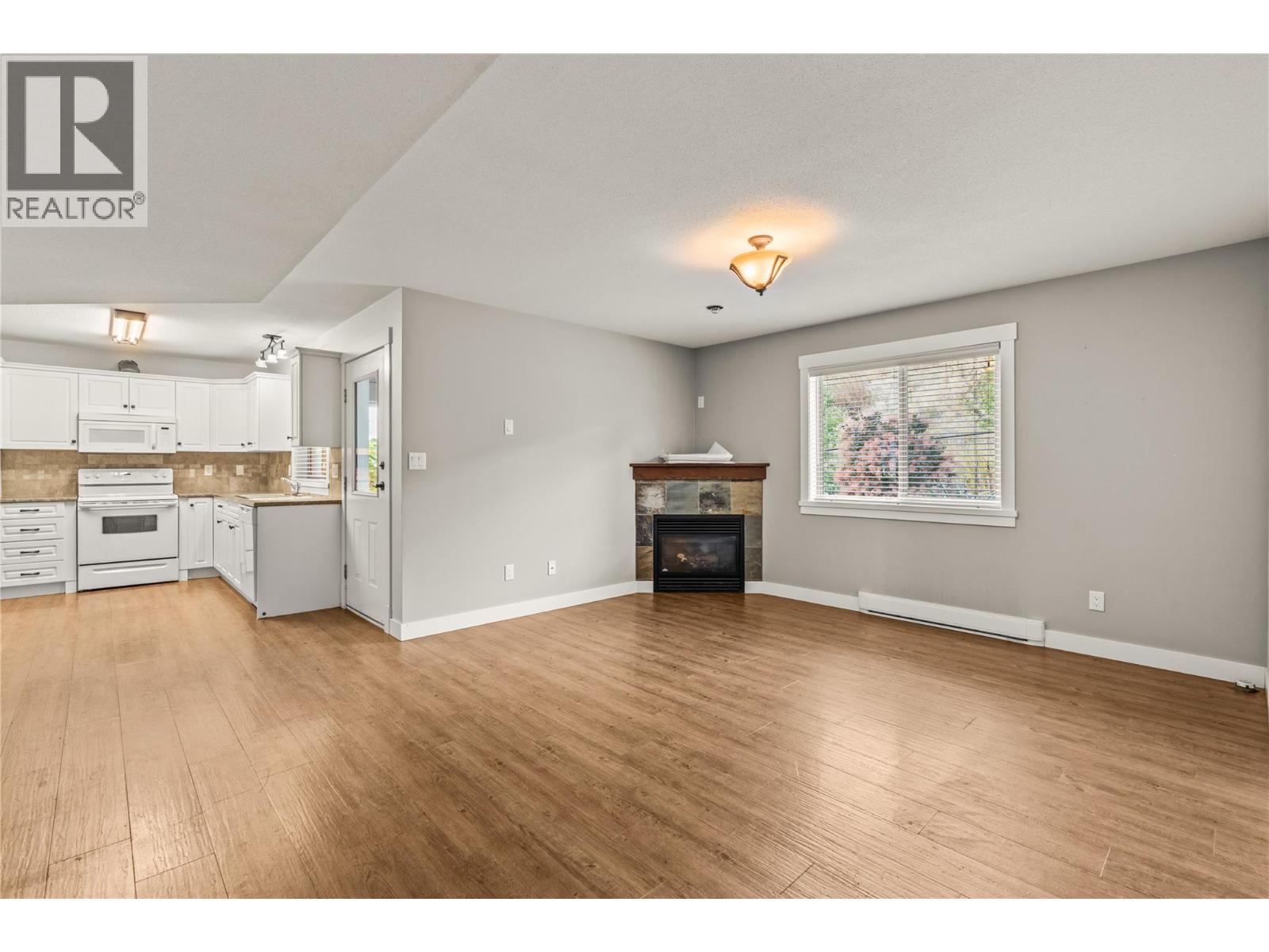 121 Blackcomb Court Property Photo 36