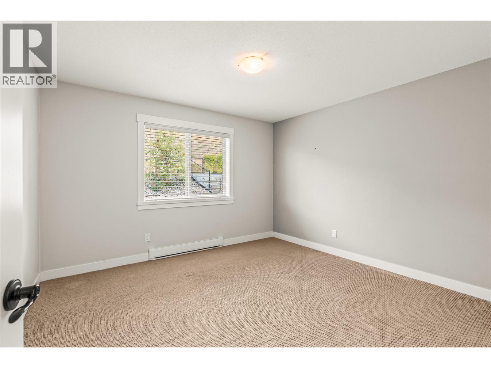 121 Blackcomb Court Property Photo 37