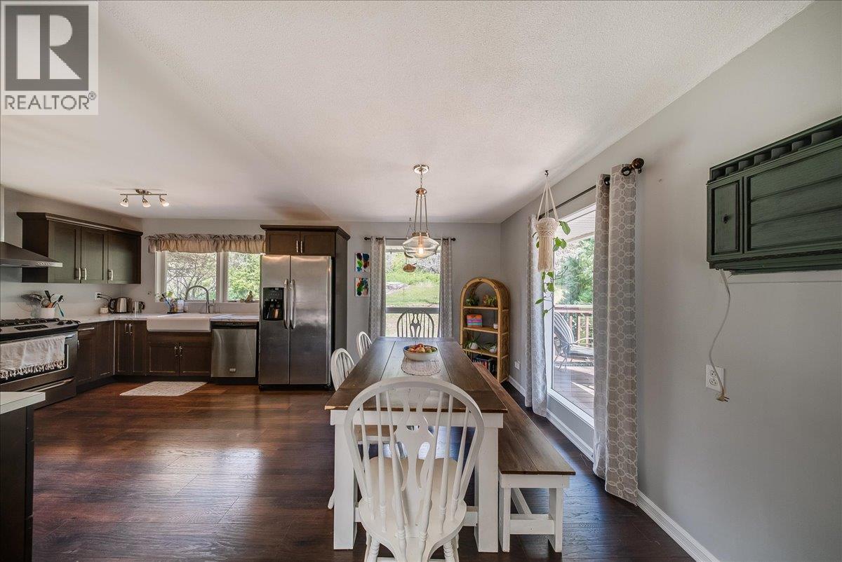 1106 Clarke Road Property Photo 8
