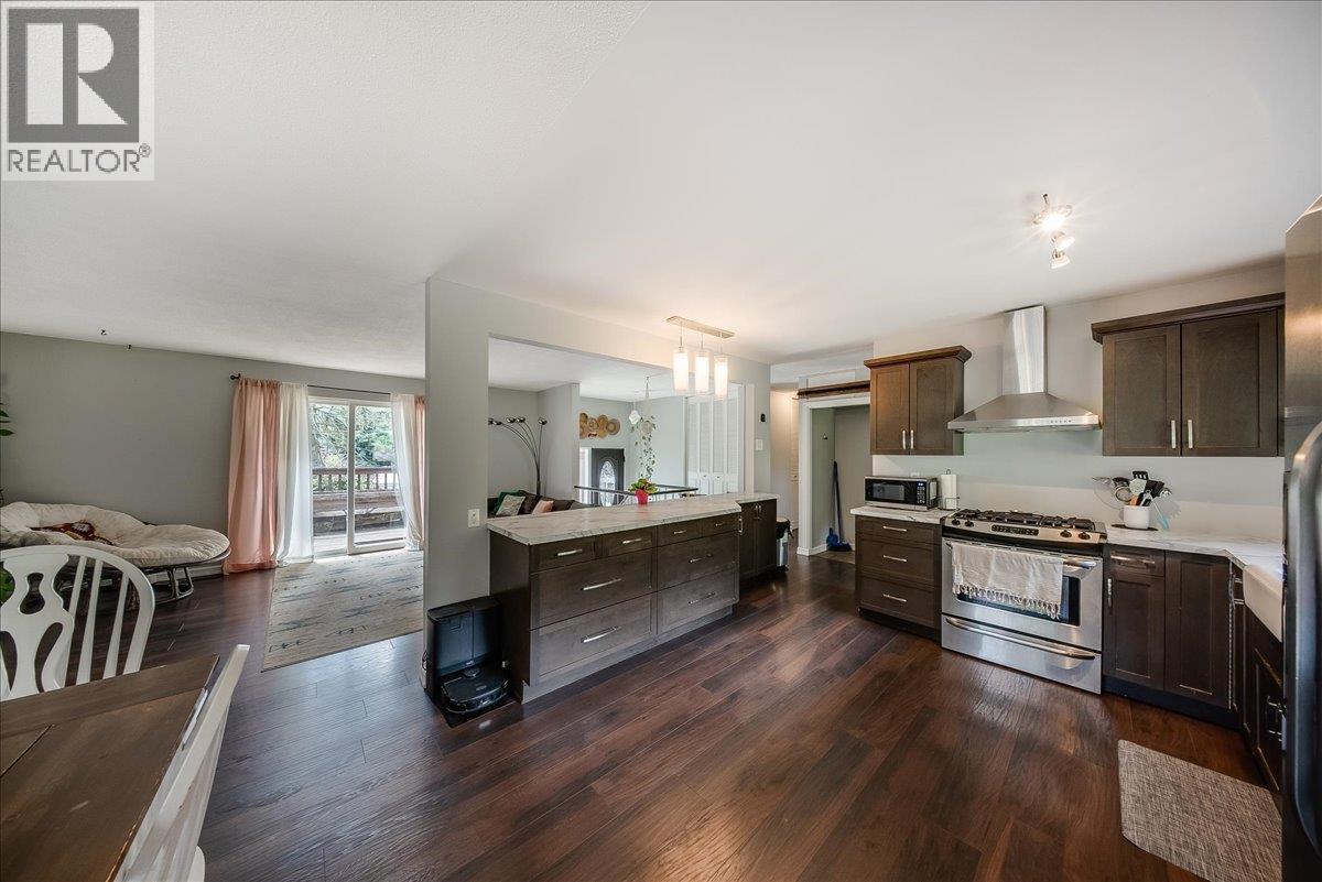 1106 Clarke Road Property Photo 11