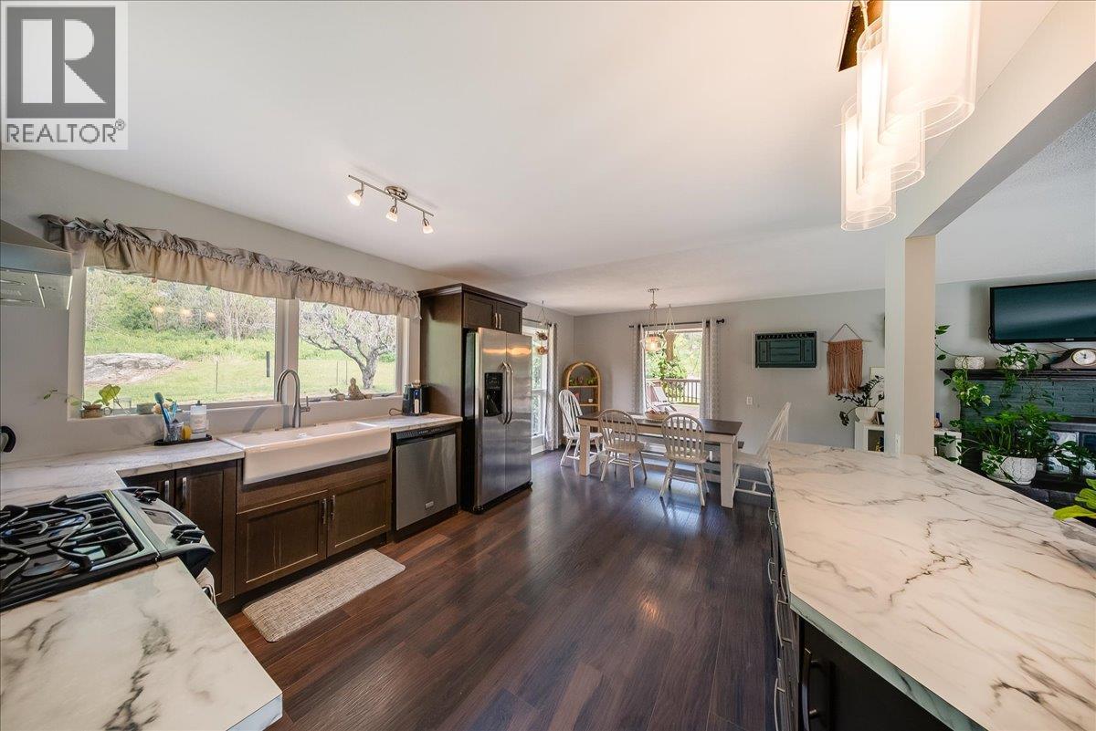 1106 Clarke Road Property Photo 15