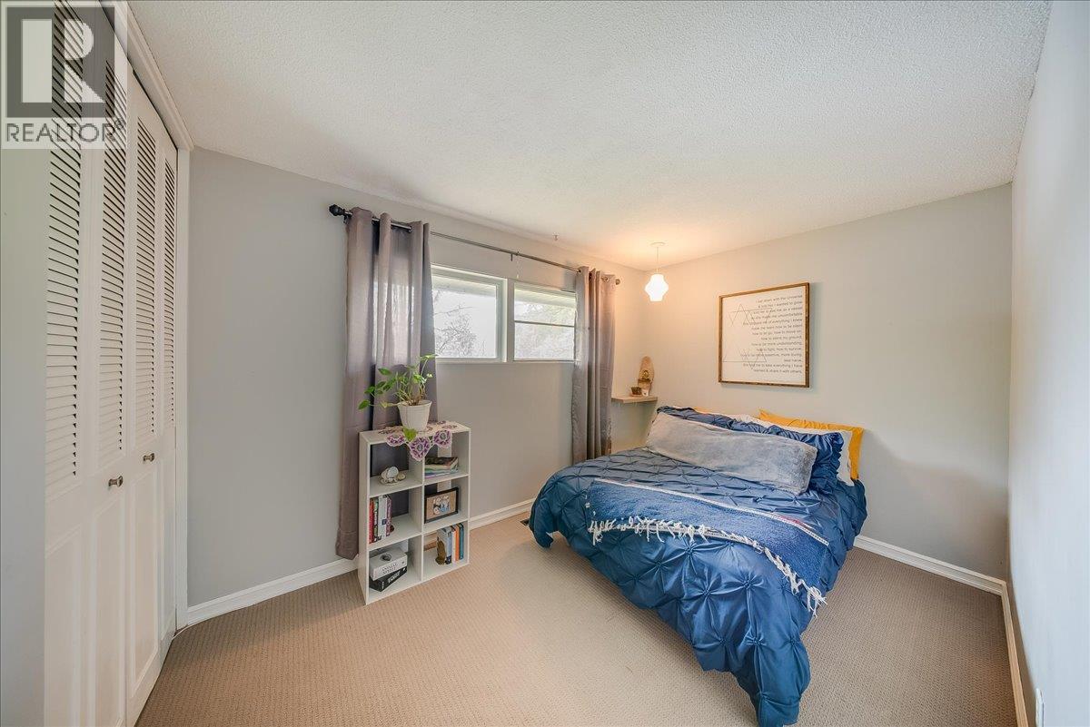 1106 Clarke Road Property Photo 22