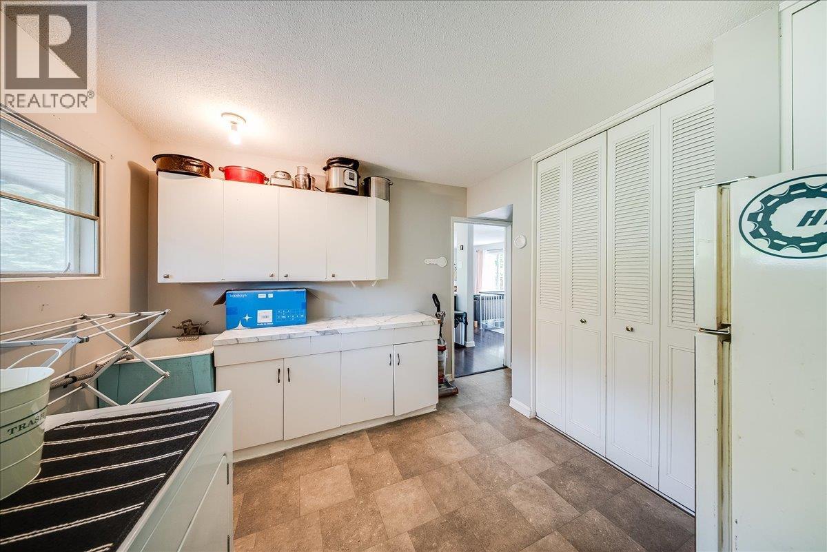 1106 Clarke Road Property Photo 29