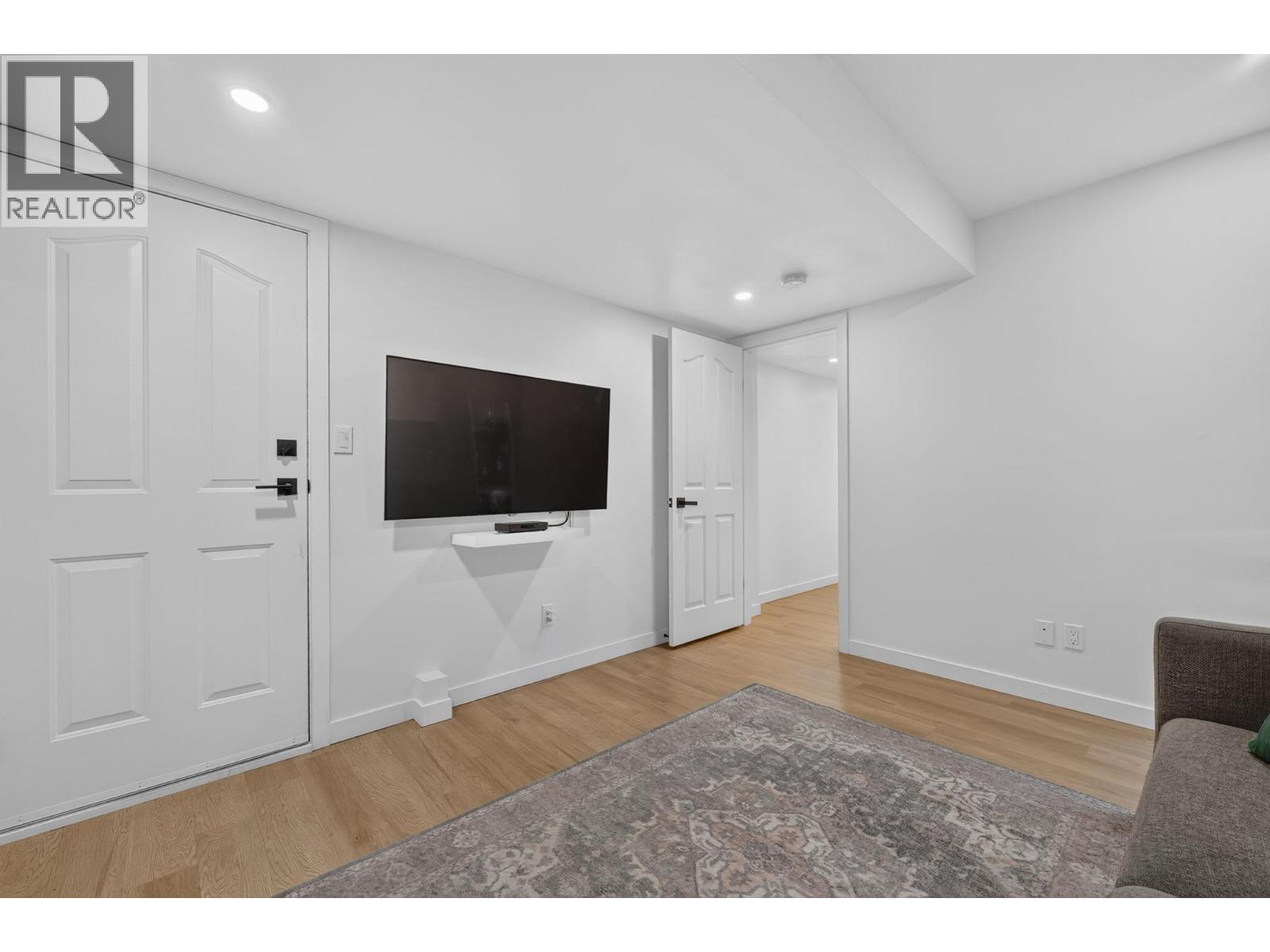 5290 Clarence Road Property Photo 46