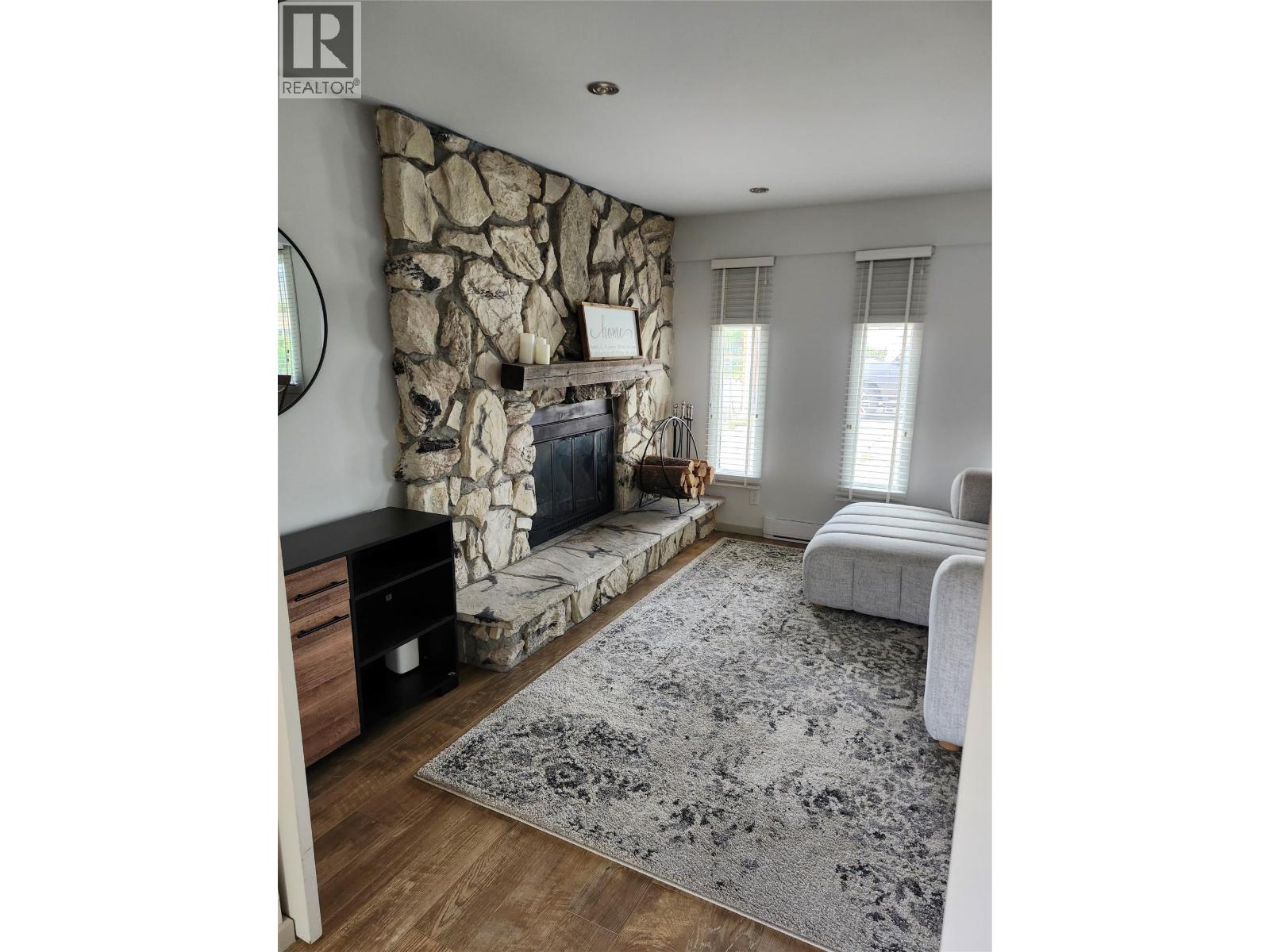 12261 Saunders Crescent Property Photo 11