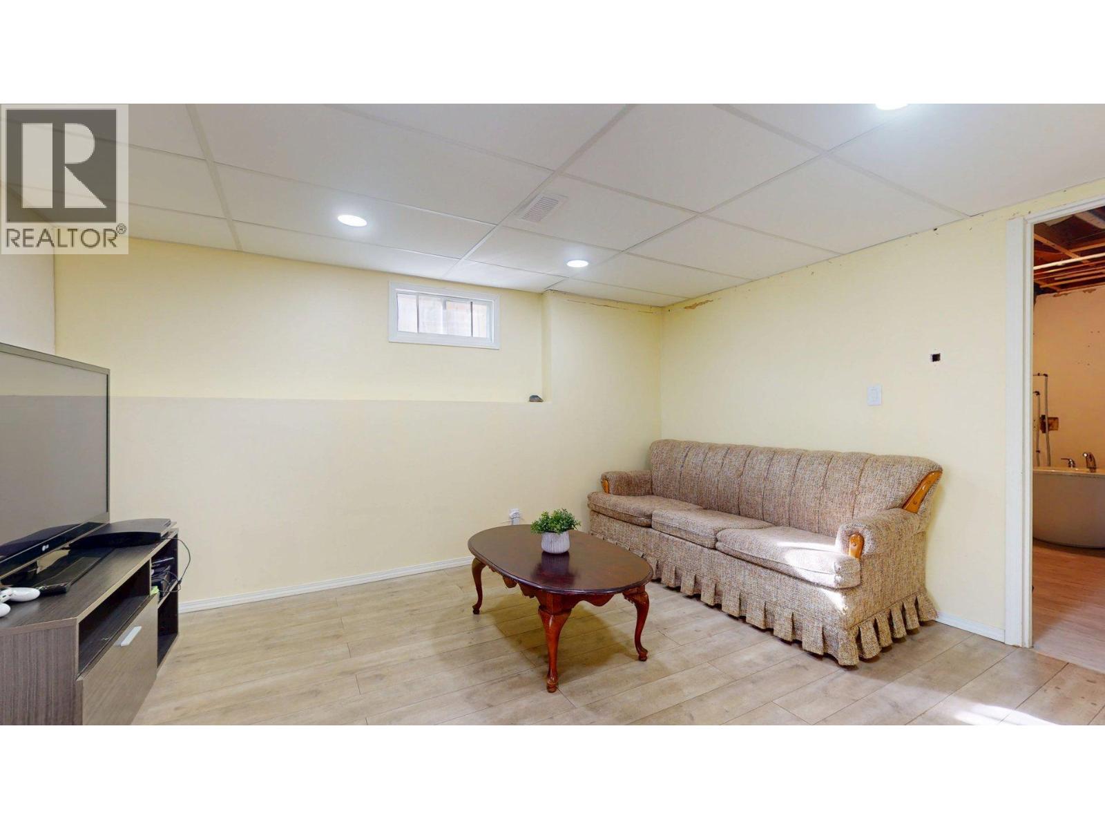 1237 Pinyon Road Property Photo 13