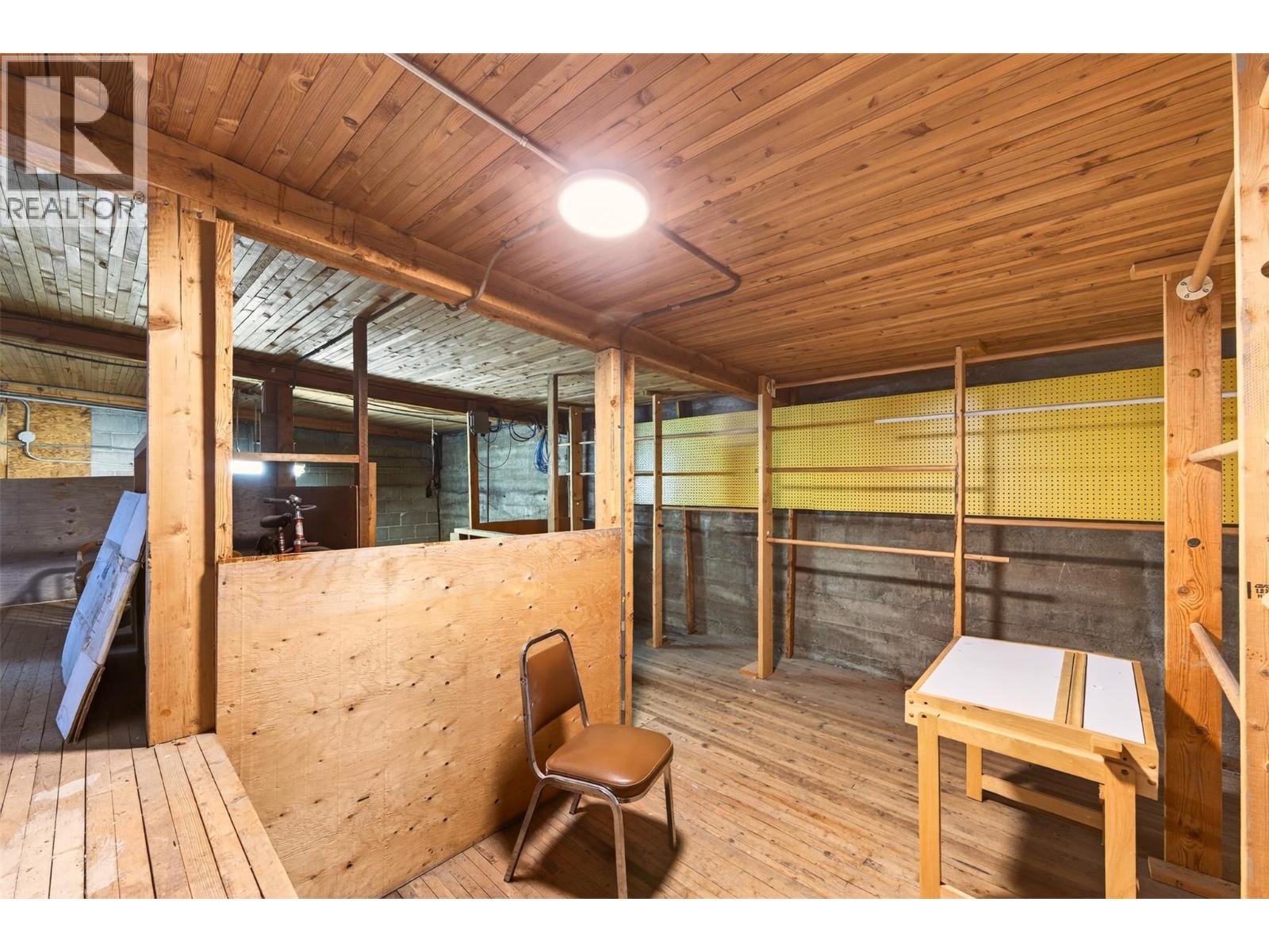 636 Baker Street Property Photo 26
