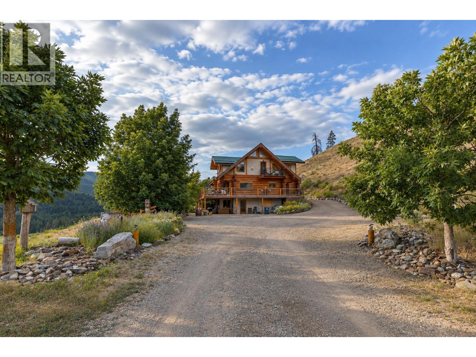 1225 Round Lake Road Property Photo 3