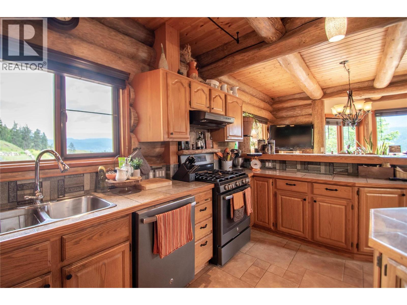 1225 Round Lake Road Property Photo 12