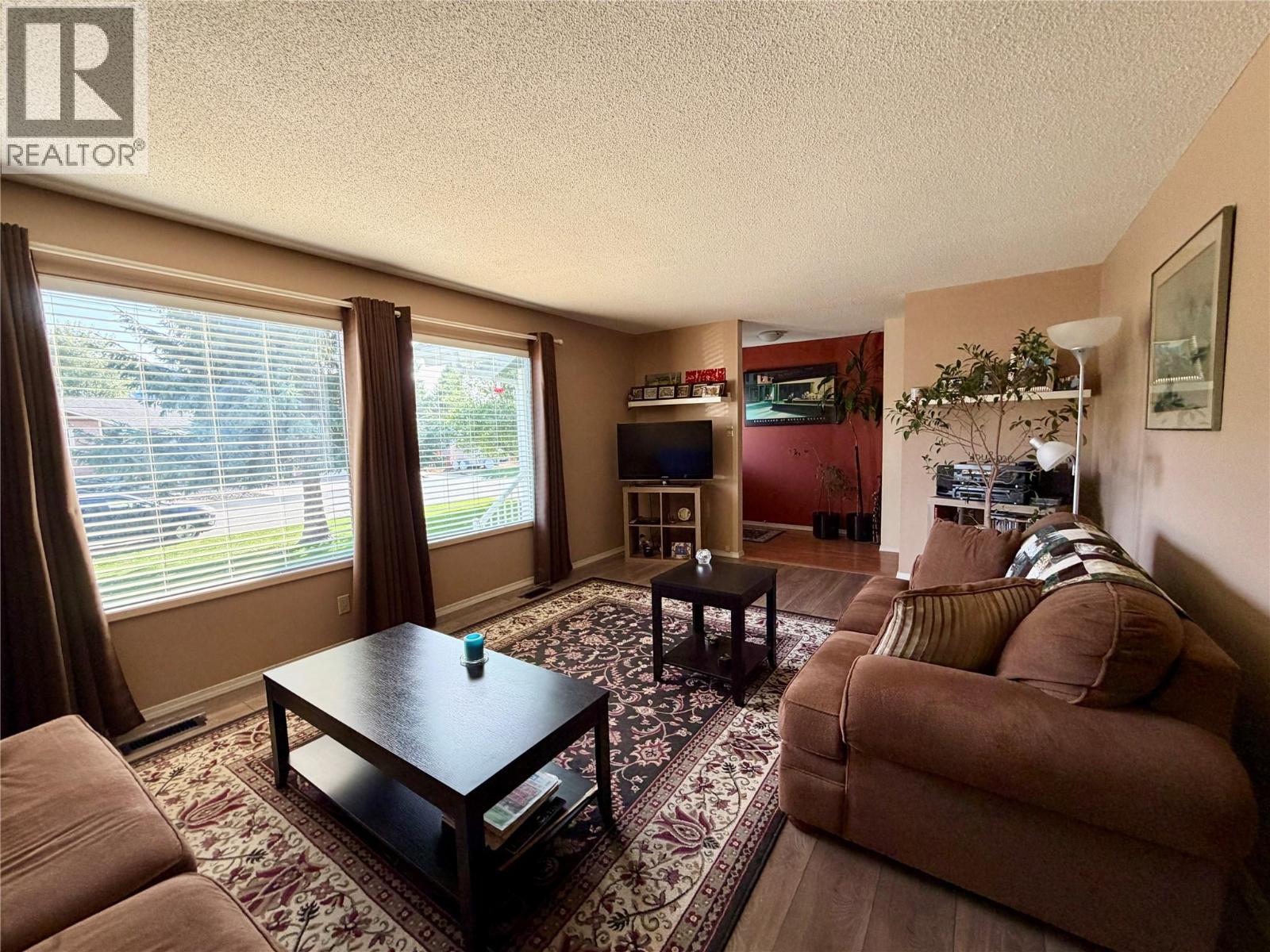 1623 Landsdowne Crescent Property Photo 10