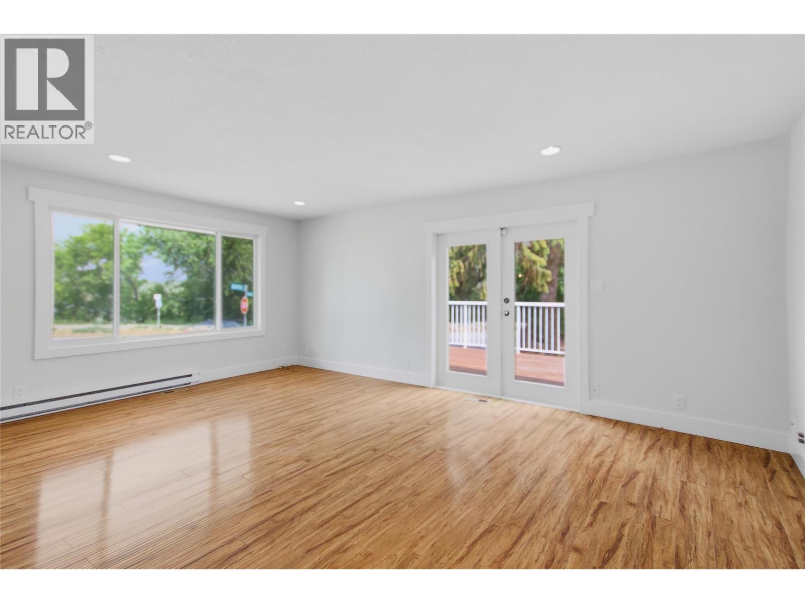 298 Juniper Avenue Property Photo 14