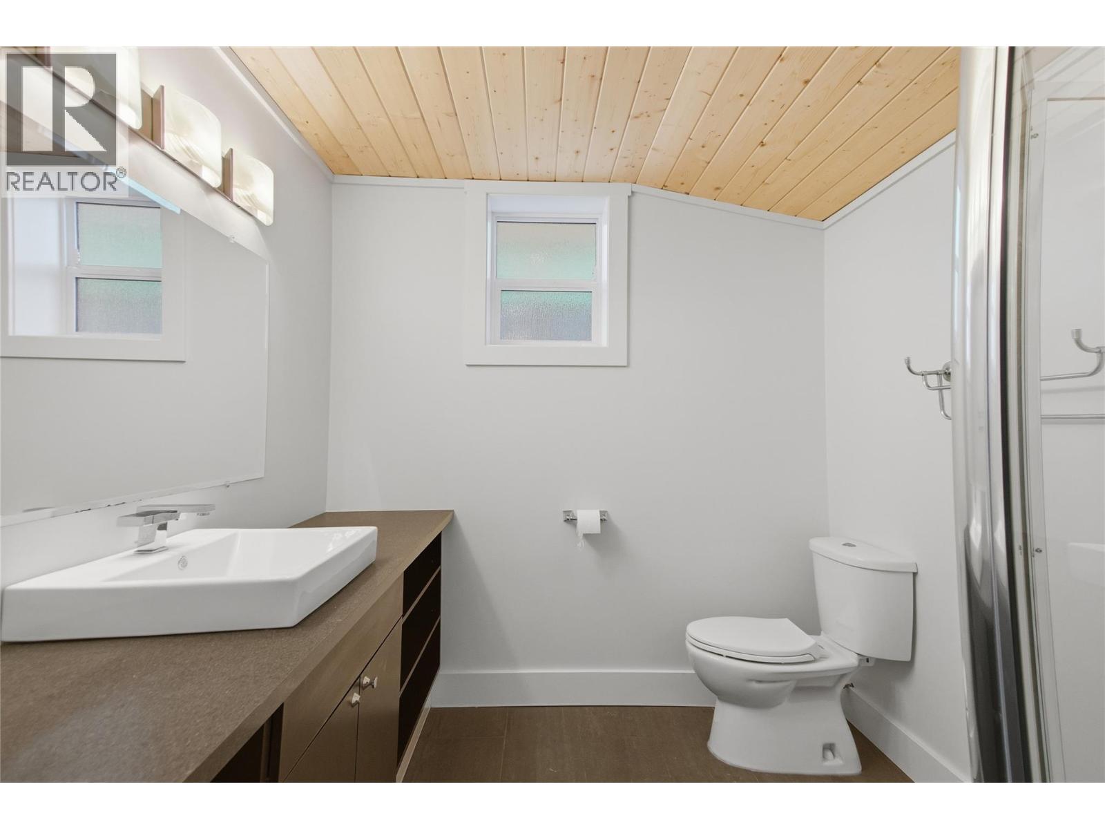 298 Juniper Avenue Property Photo 28