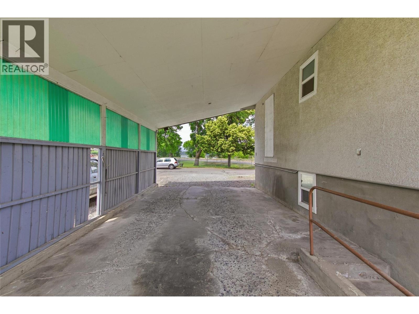 298 Juniper Avenue Property Photo 32