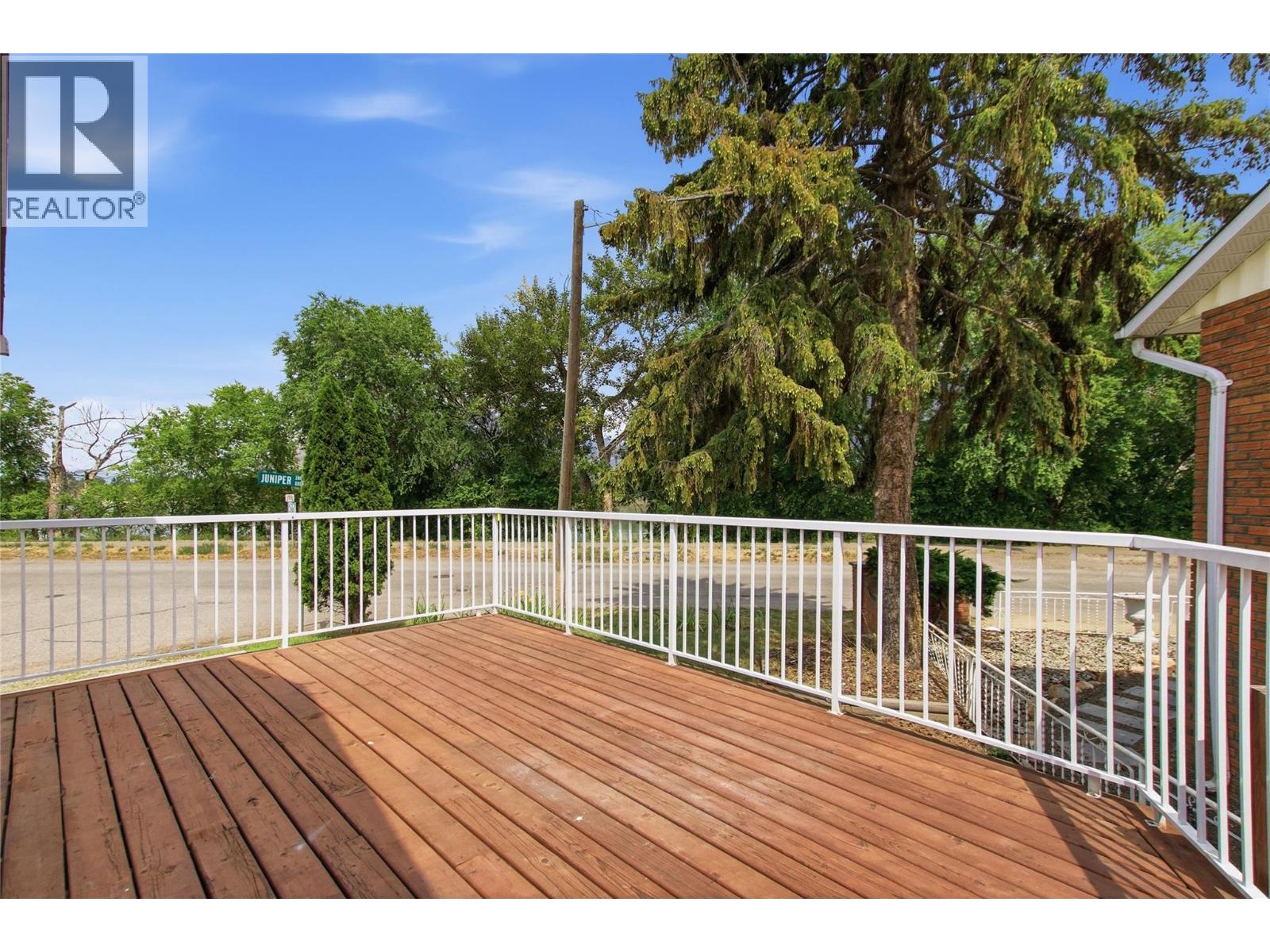 298 Juniper Avenue Property Photo 39