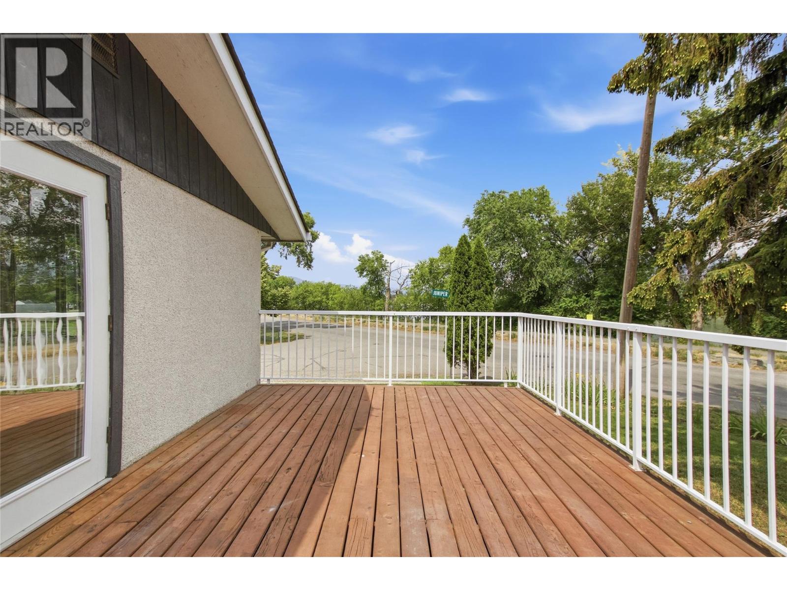 298 Juniper Avenue Property Photo 40