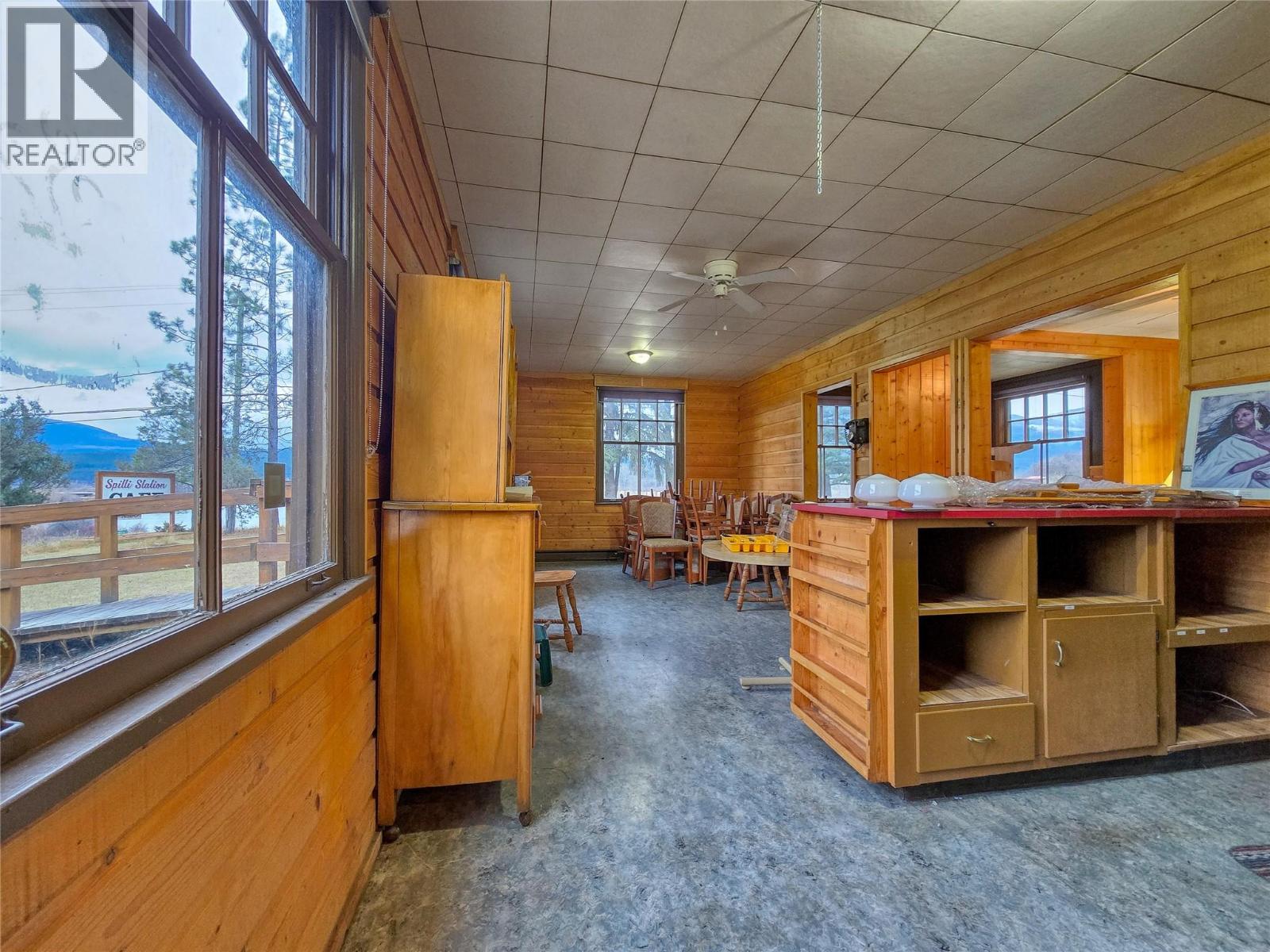 970 95 Highway Property Photo 16