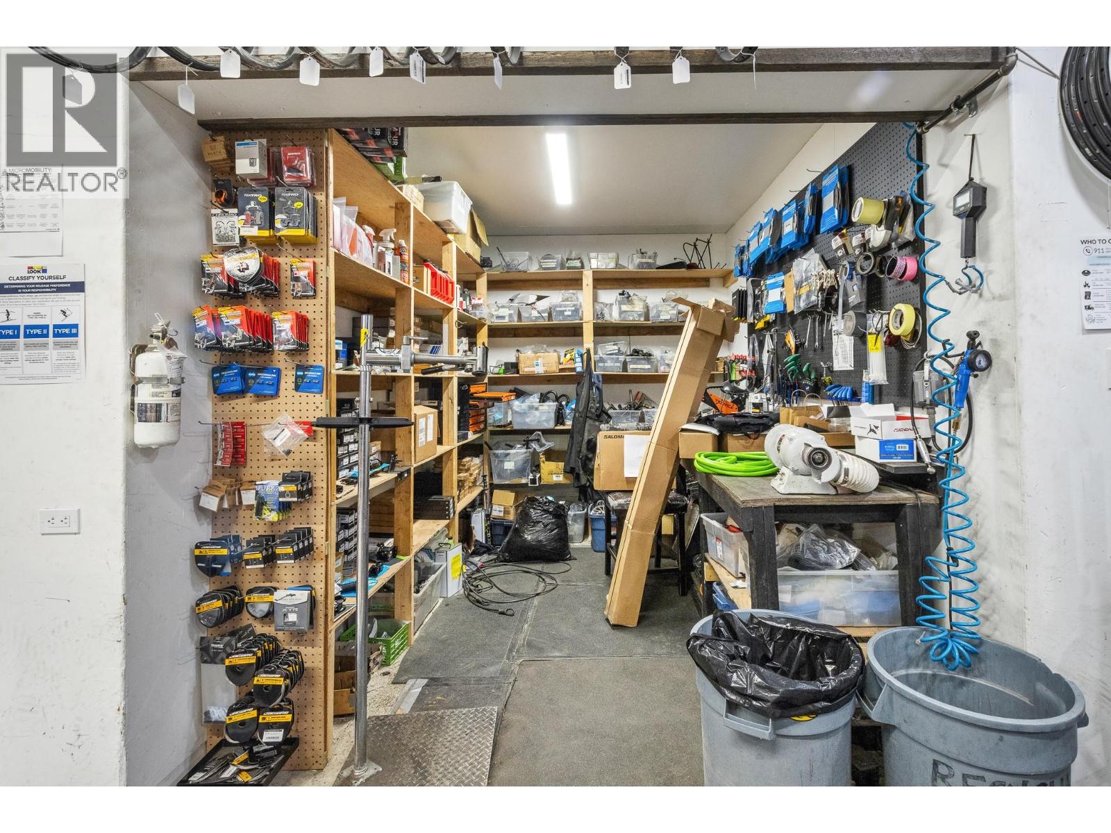 141 Shuswap Street Nw Property Photo 20