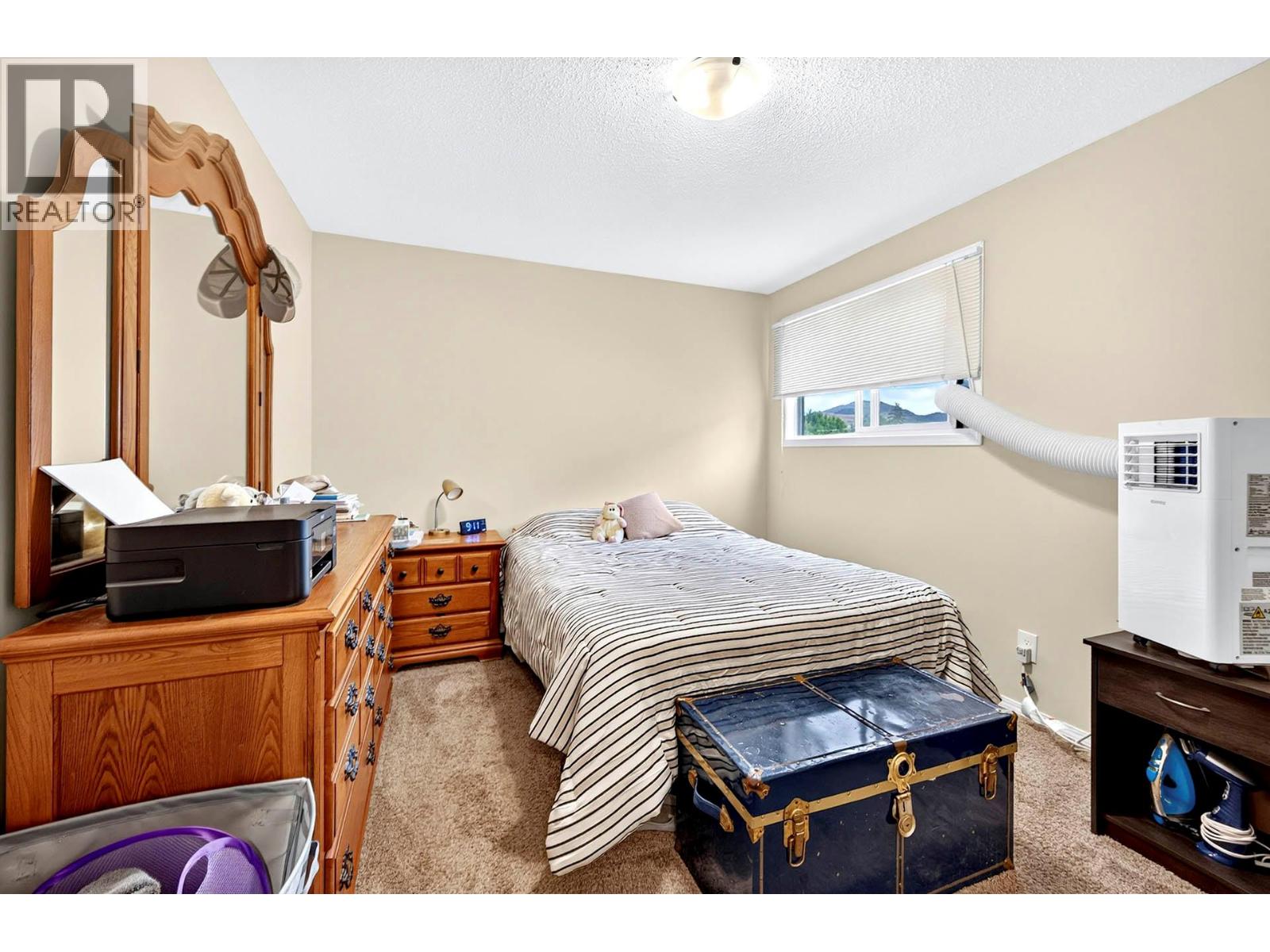190 Carson Crescent Property Photo 7