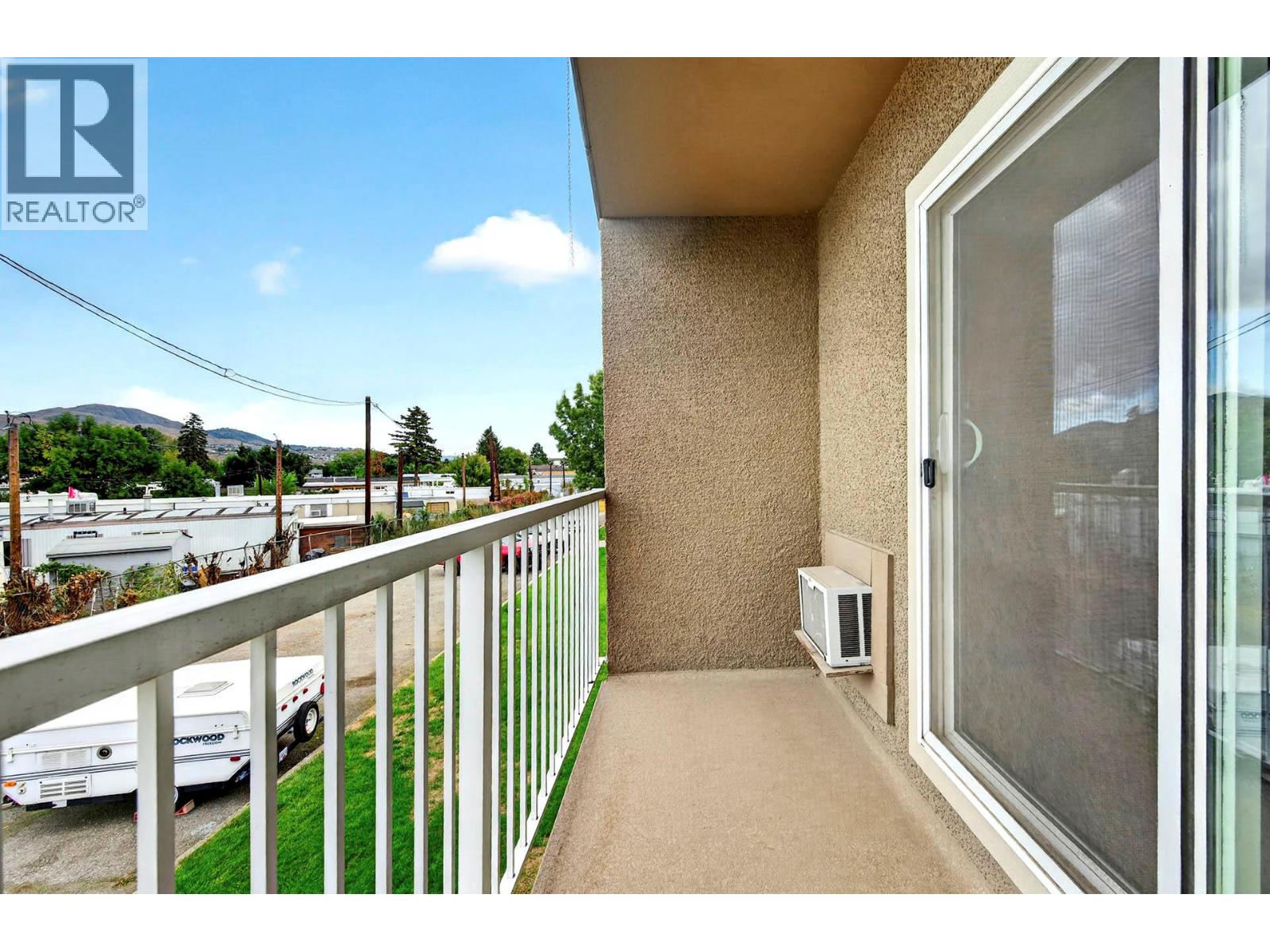 190 Carson Crescent Property Photo 22