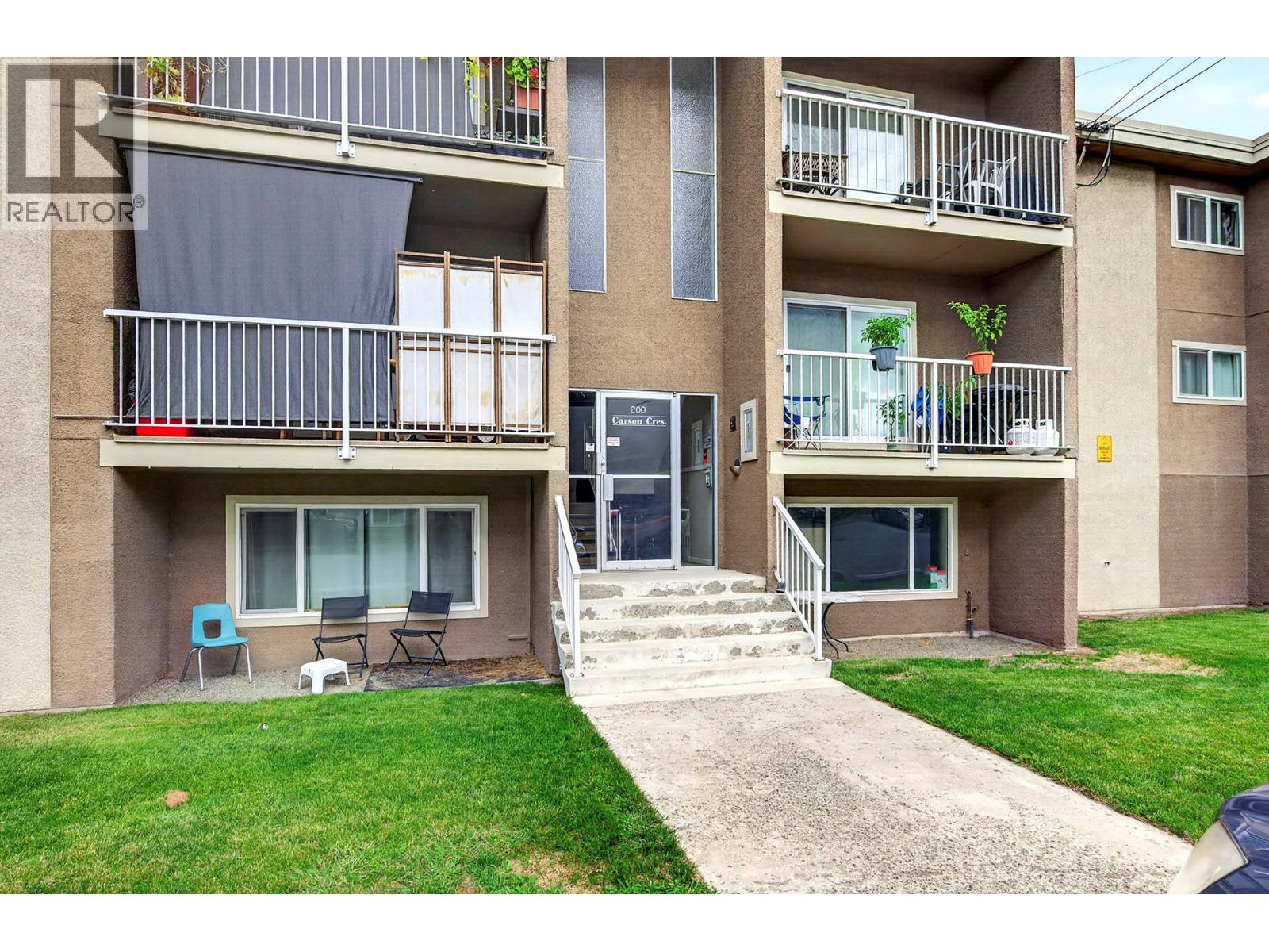 190 Carson Crescent Property Photo 36