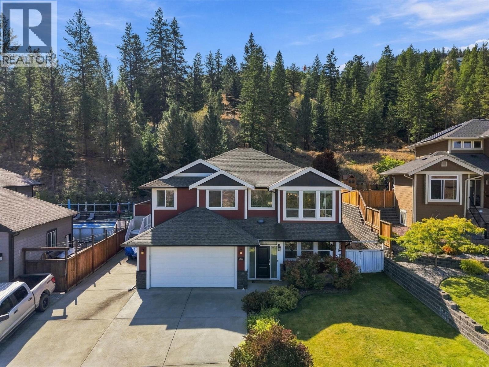 1933 Galore Crescent
