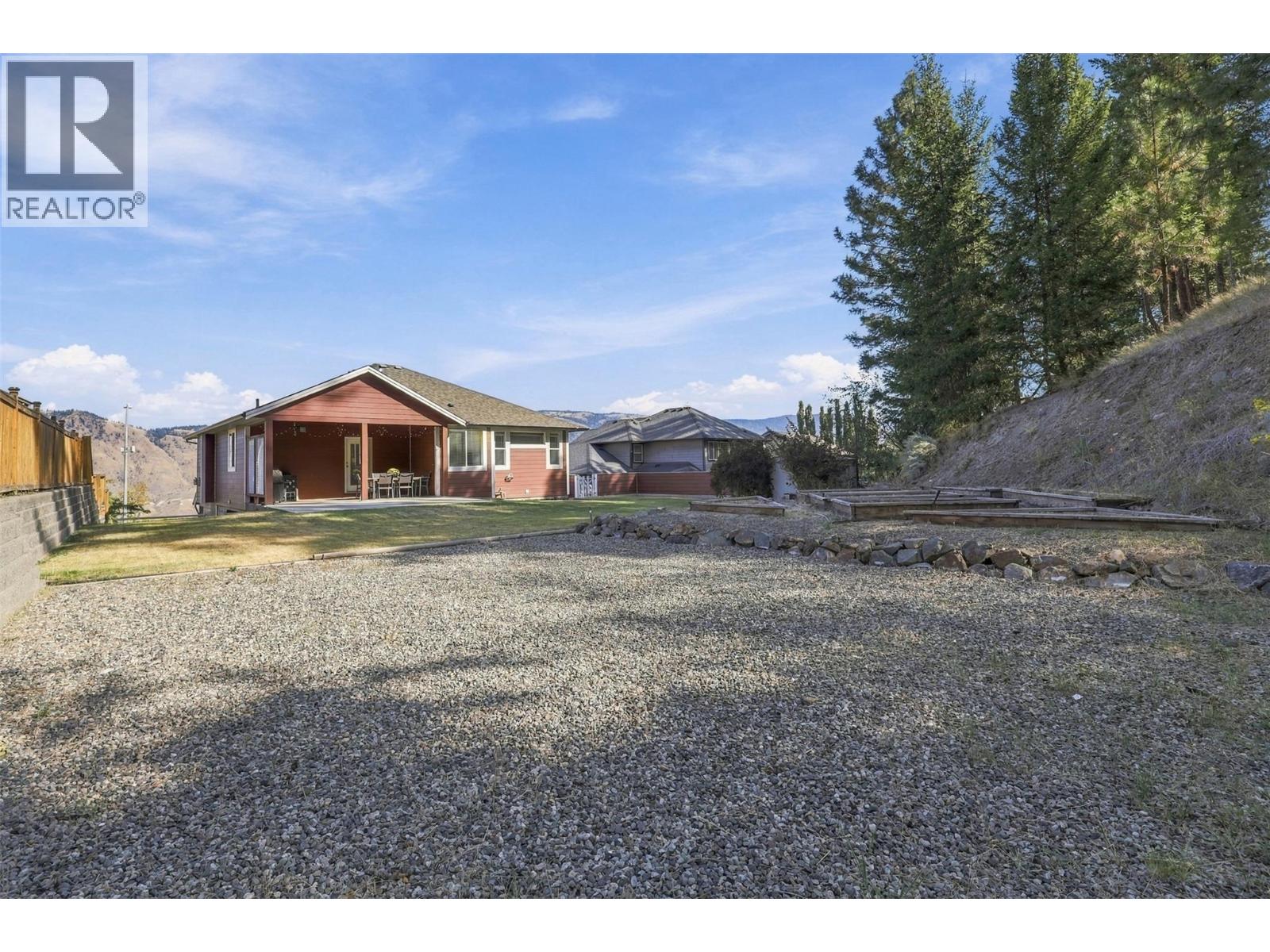 1933 Galore Crescent Property Photo 46