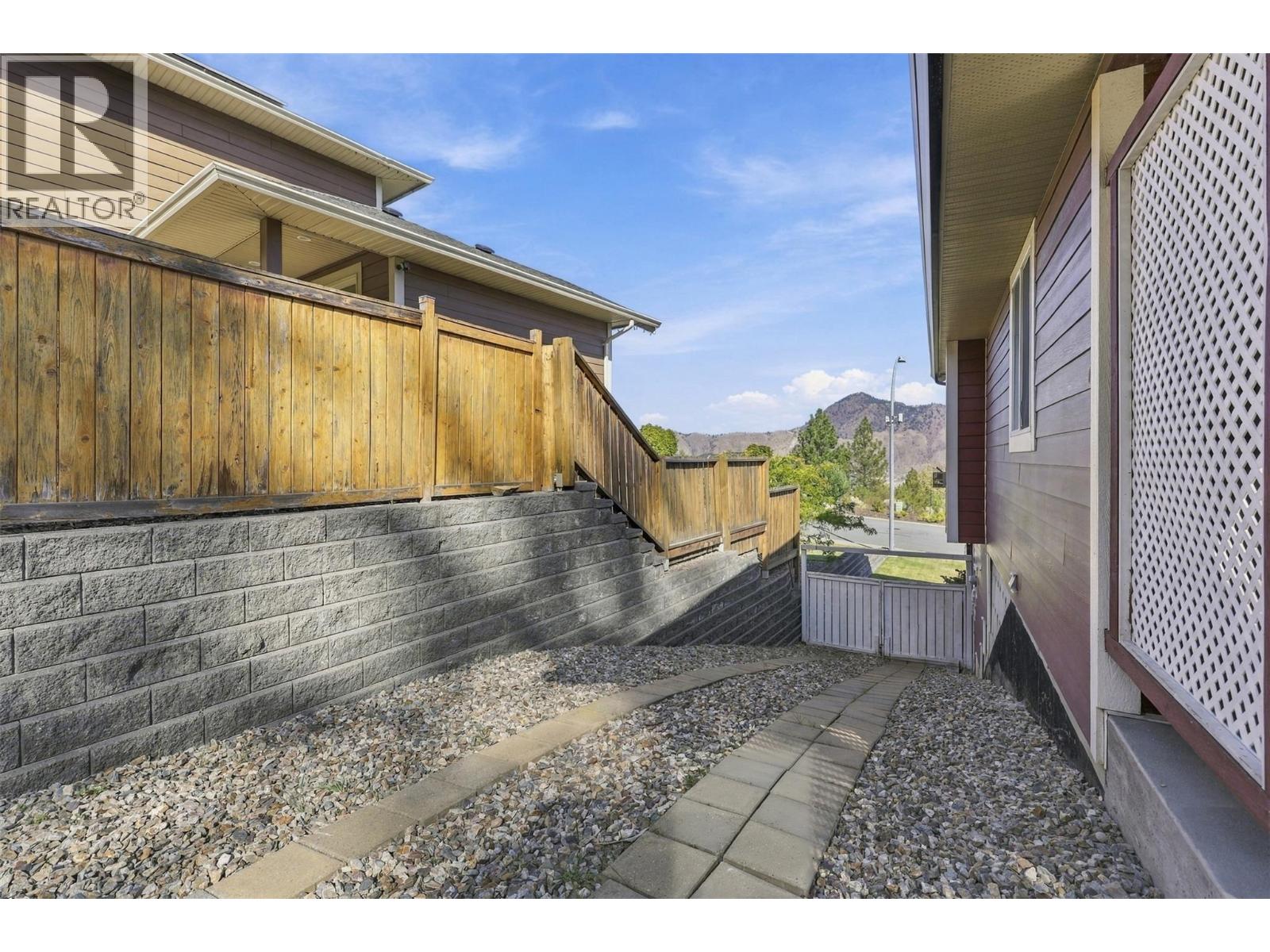 1933 Galore Crescent Property Photo 52