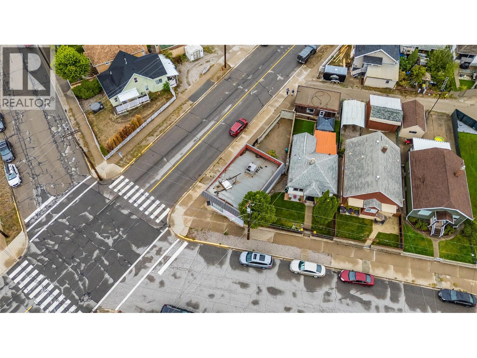 1701 Third Avenue Property Photo 5