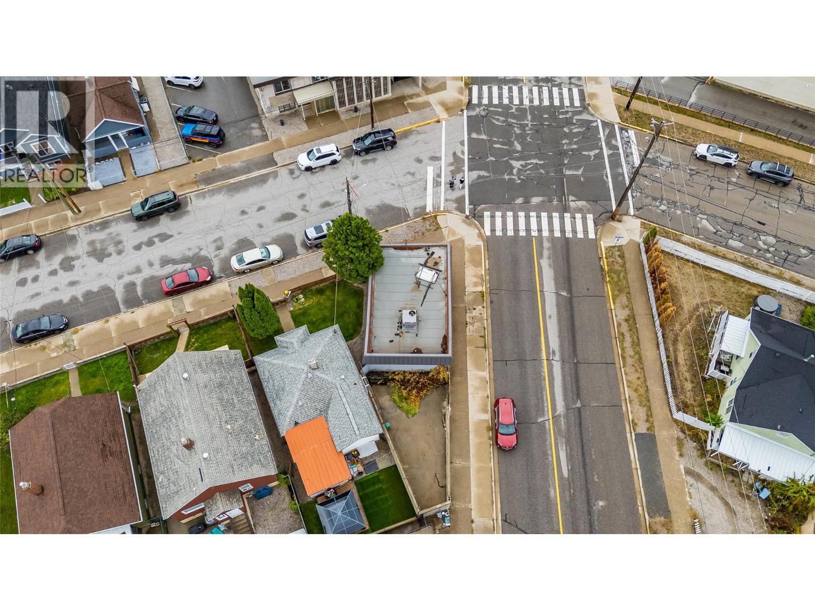 1701 Third Avenue Property Photo 8