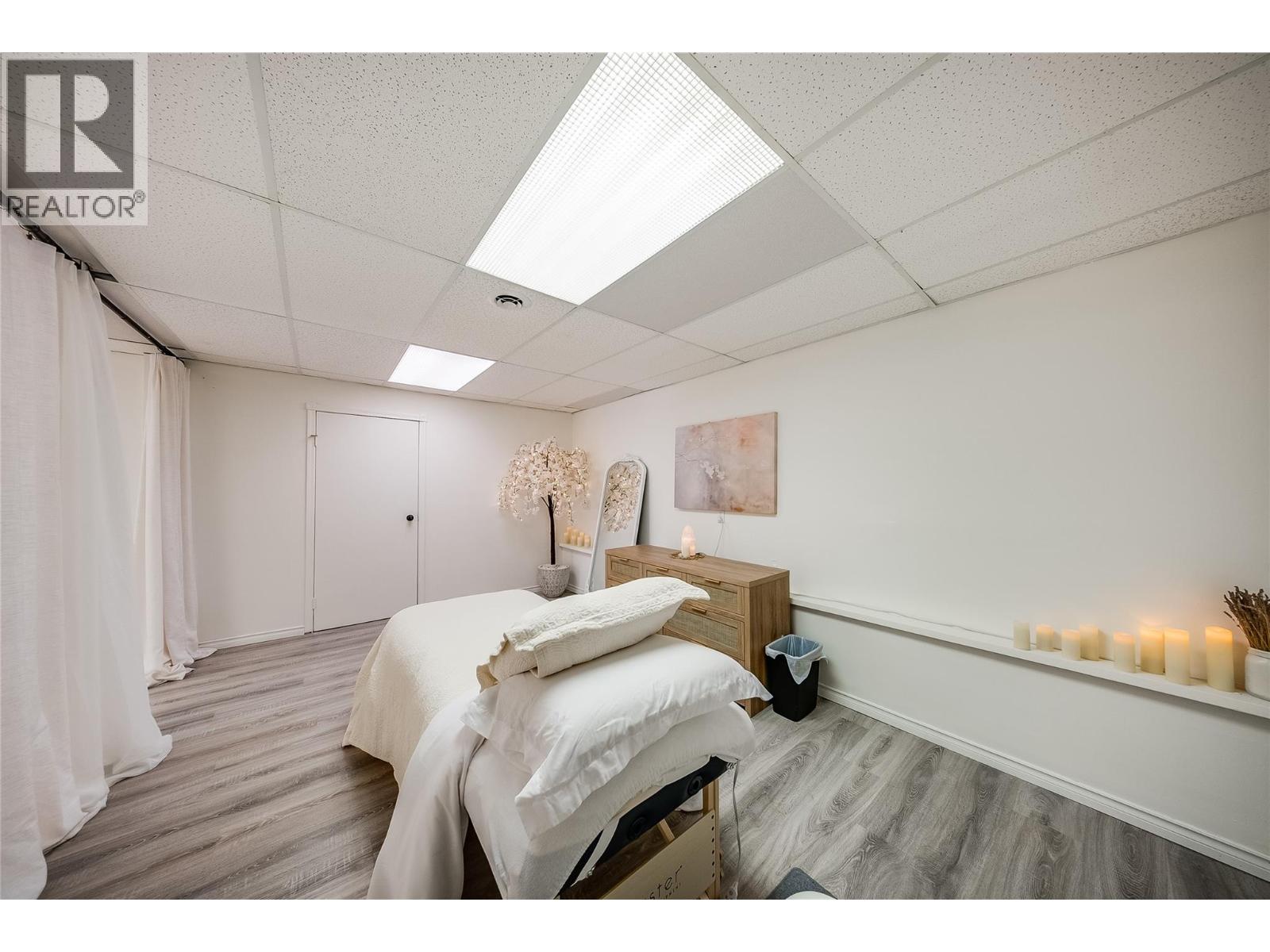 1701 Third Avenue Property Photo 26