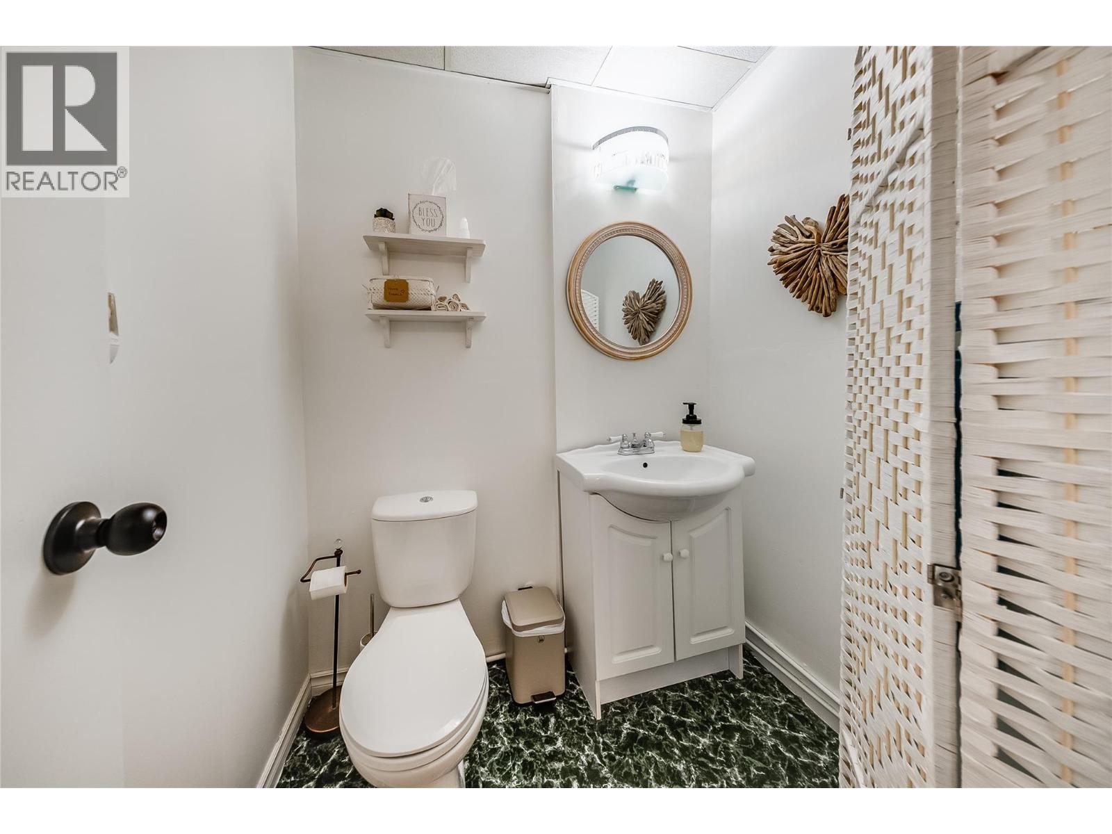 1701 Third Avenue Property Photo 32