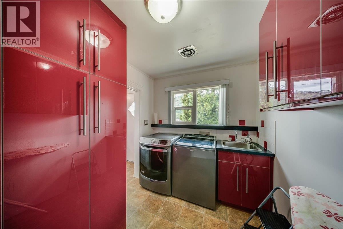 678 Schofield Highway Property Photo 7
