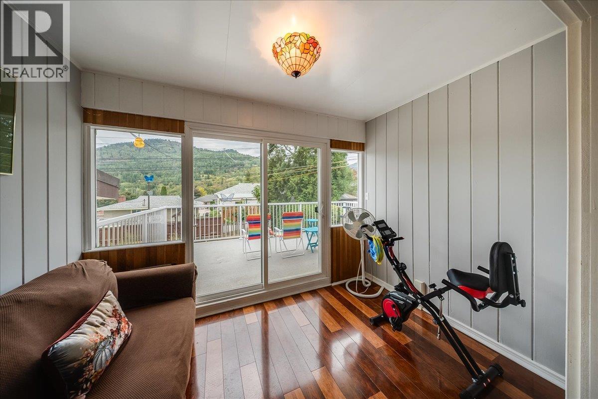 678 Schofield Highway Property Photo 13