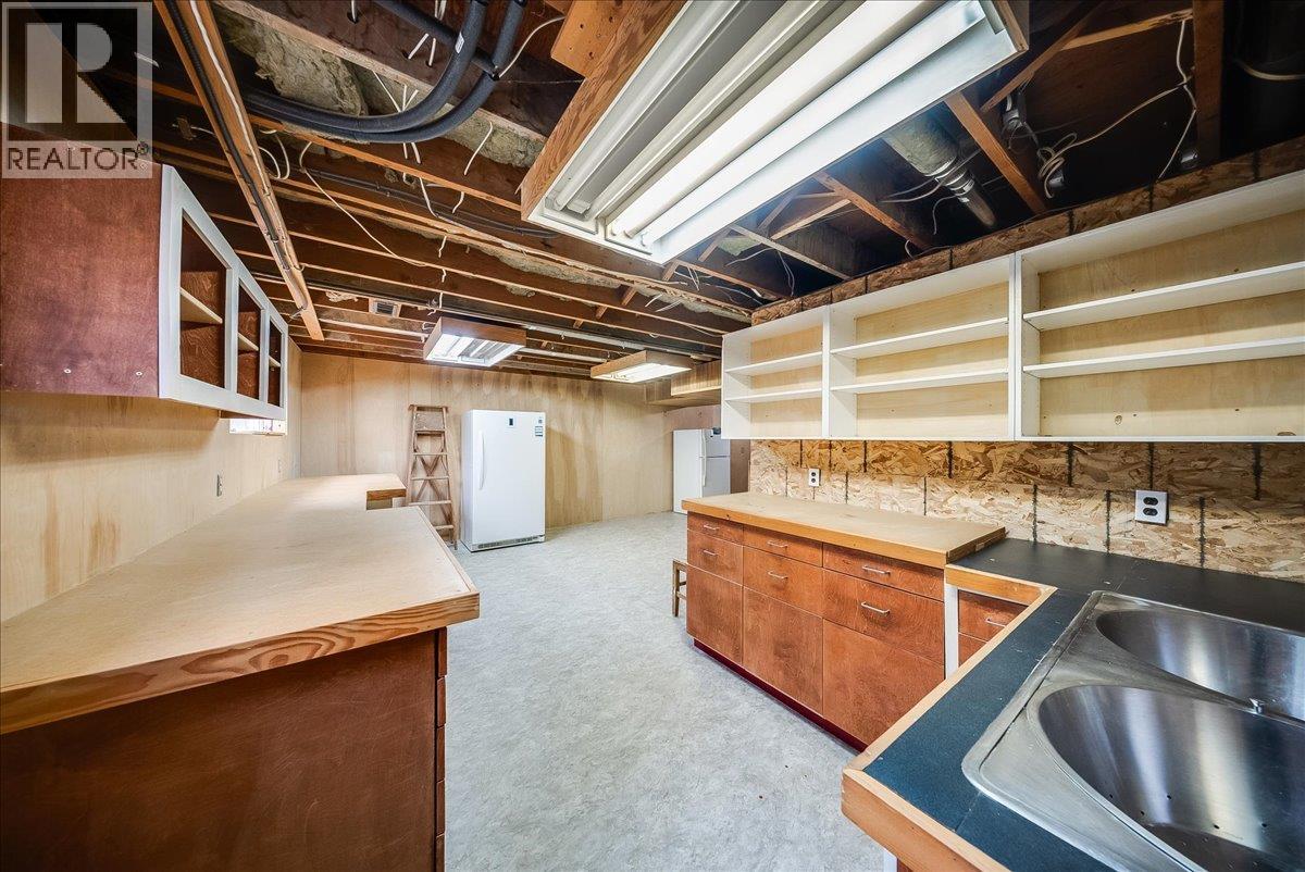 678 Schofield Highway Property Photo 26