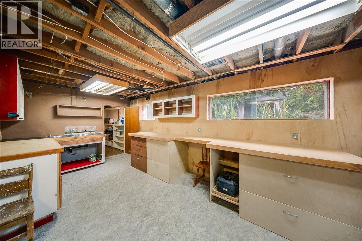 678 Schofield Highway Property Photo 27