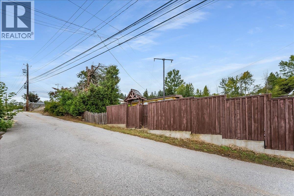 678 Schofield Highway Property Photo 65