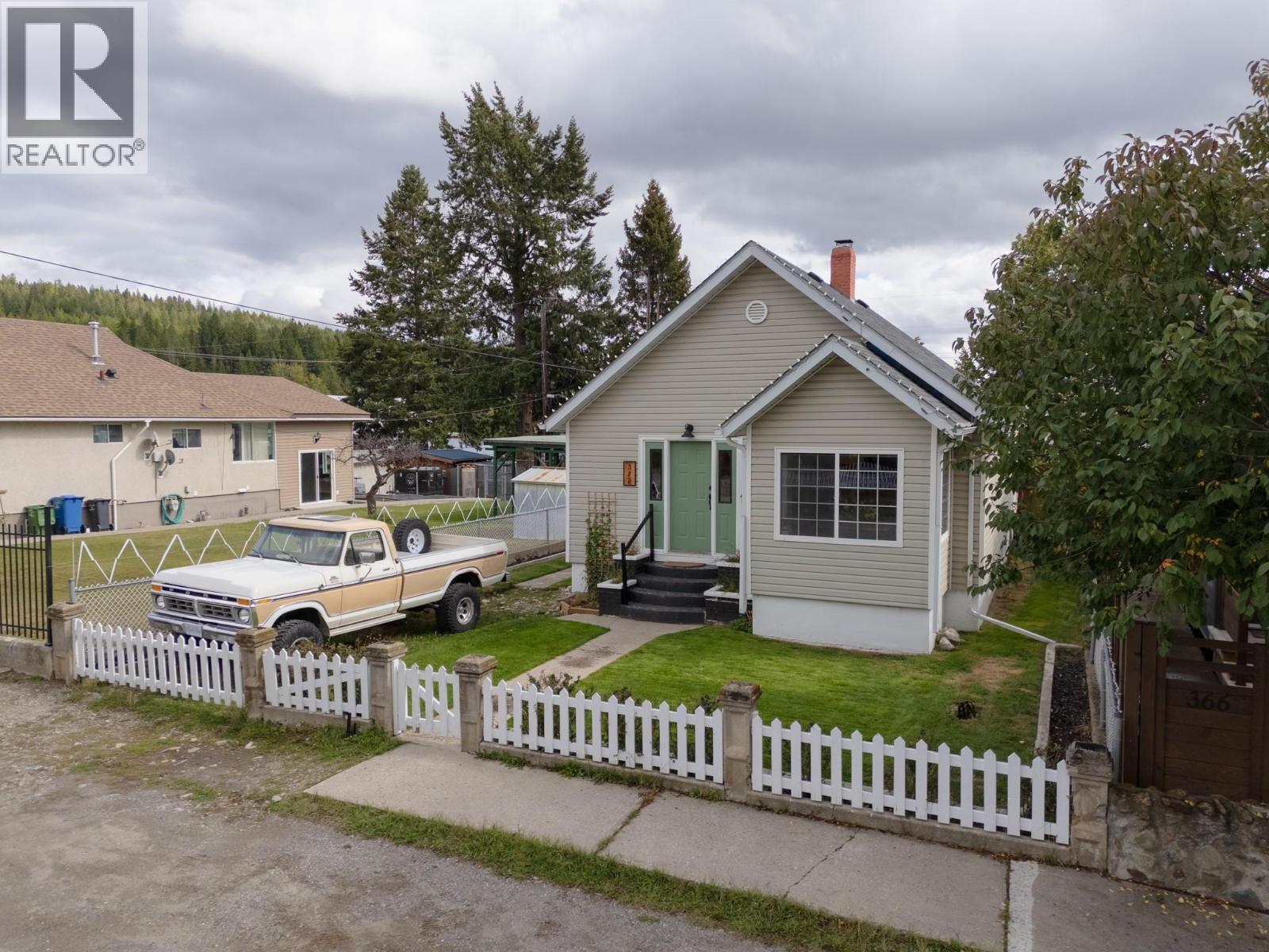 372 Fortier Street Property Photo 1