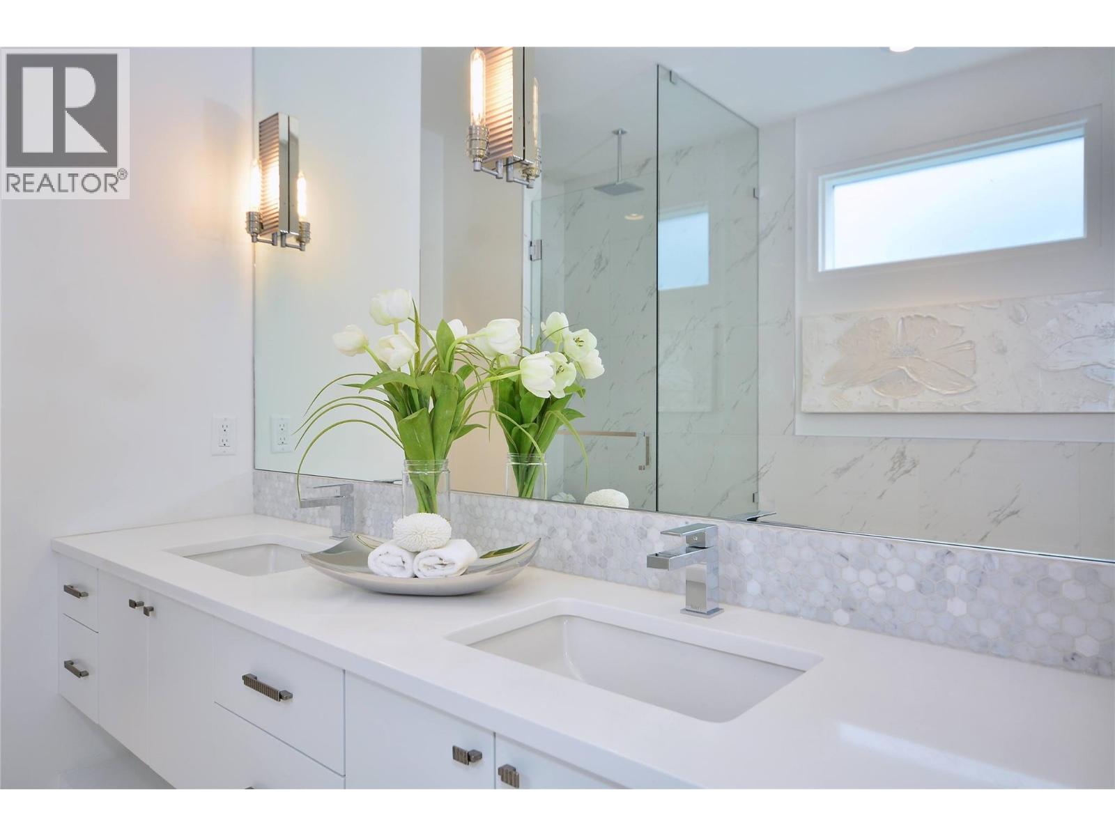 488 Morrison Avenue Property Photo 16