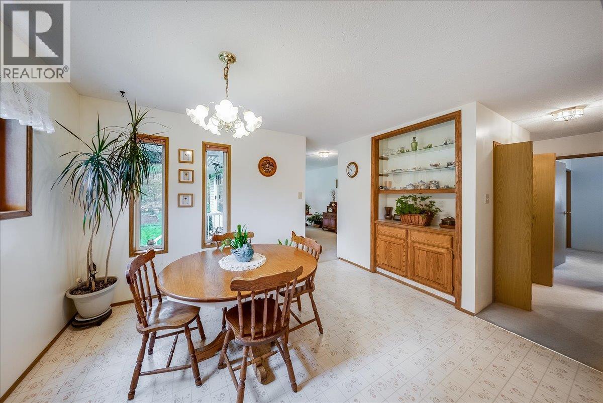 1764 Green Road Property Photo 22