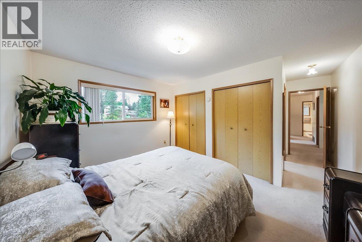 1764 Green Road Property Photo 28